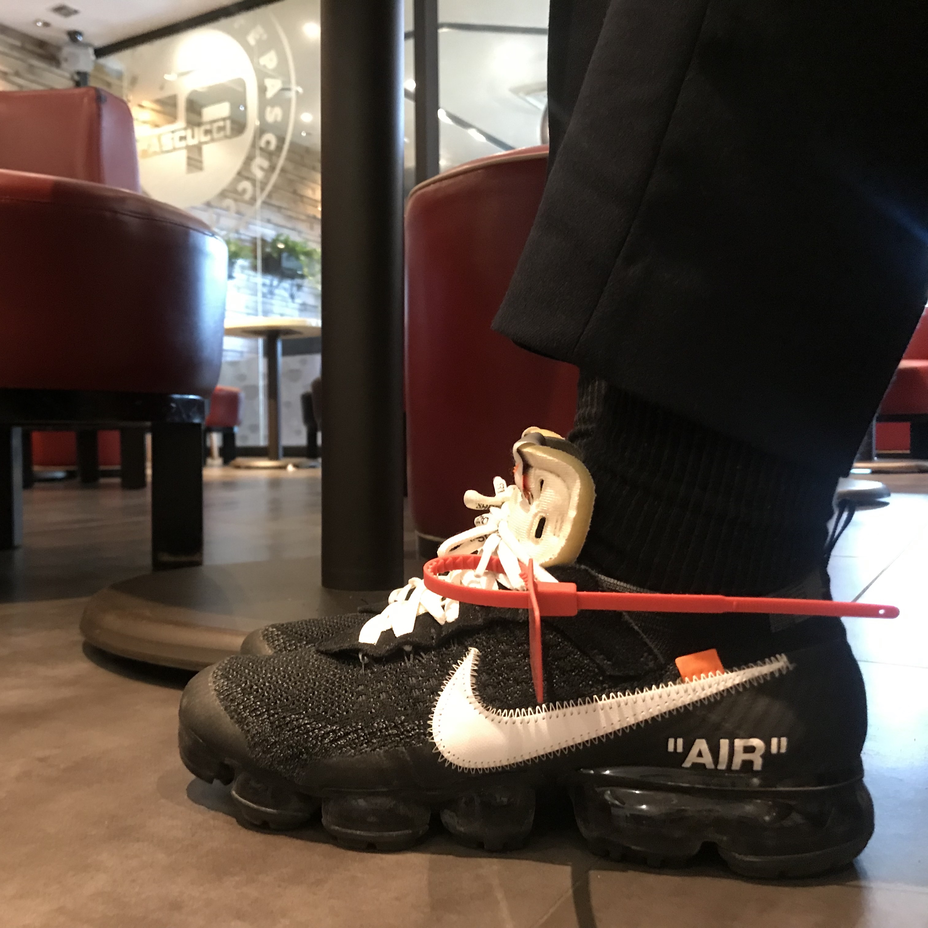 Nike x Off-White Air VaporMax OG Black The Ten 착용 스타일