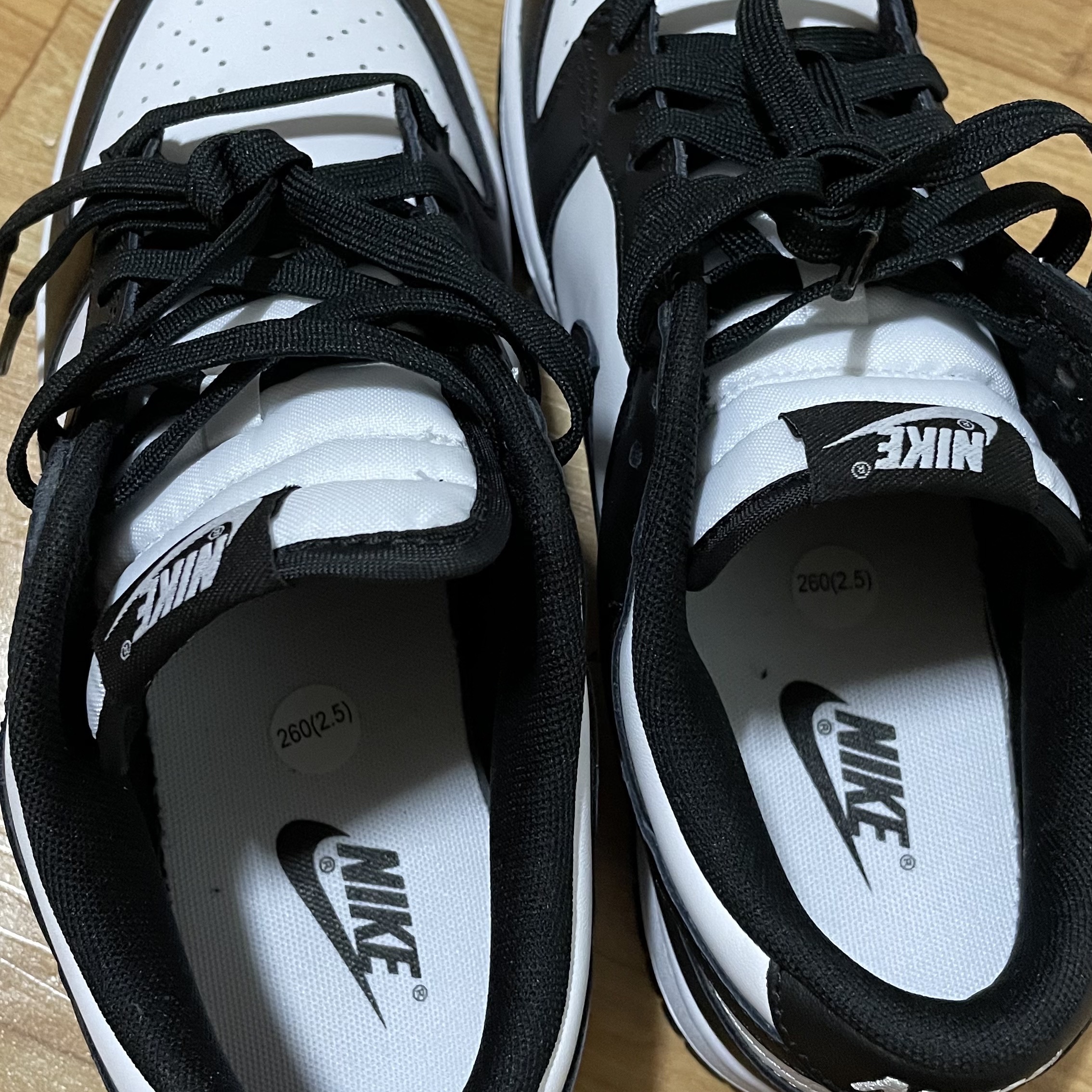 Nike Dunk Low Retro Black 착용 스타일 - 2