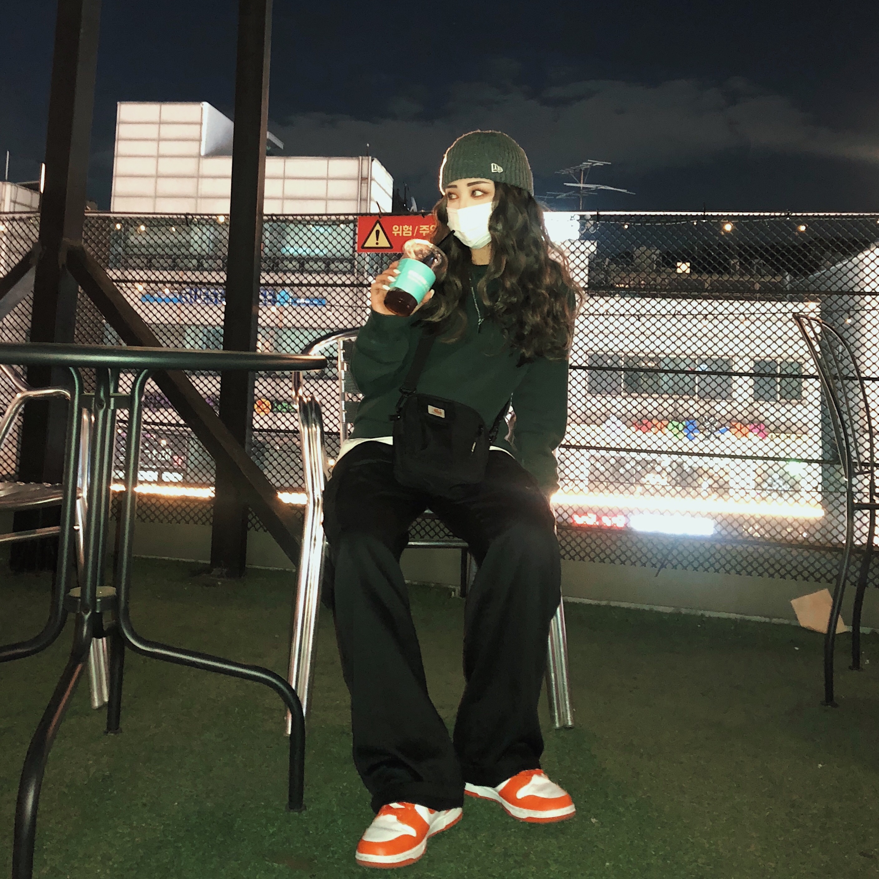 (W) Nike Dunk High Orange Blaze 착용 스타일 - 2