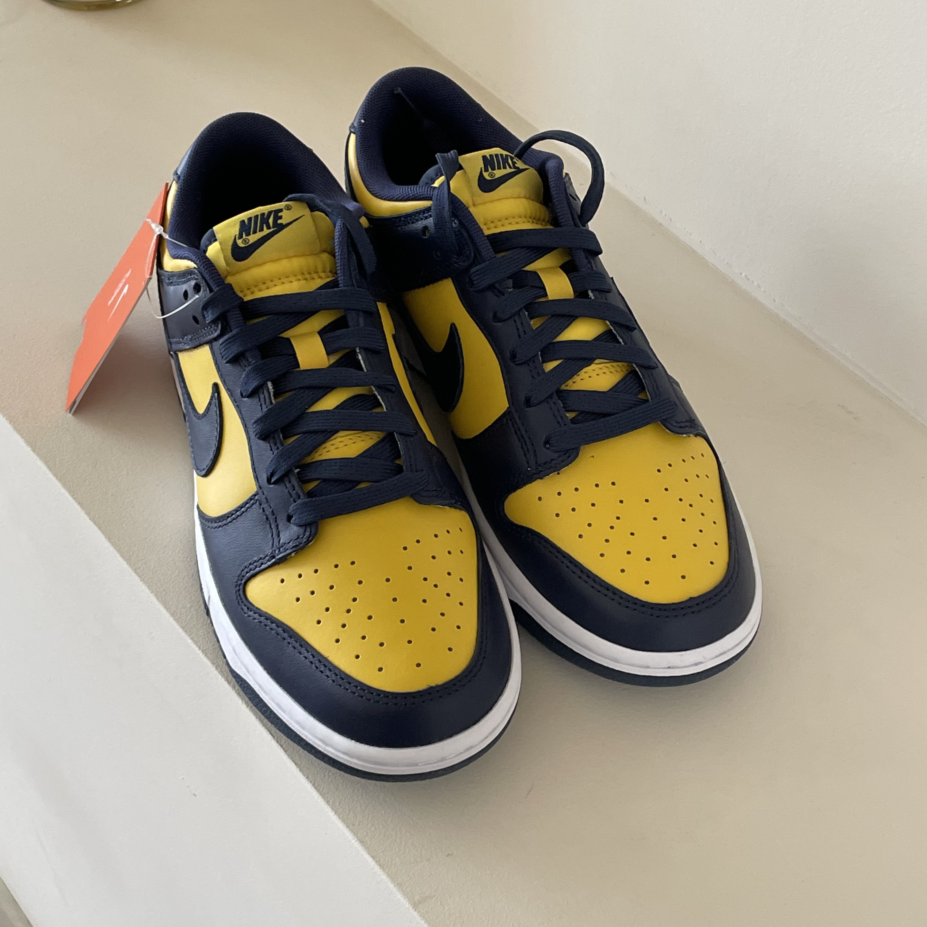Nike Dunk Low Retro Varsity Maize 착용 스타일 - 4
