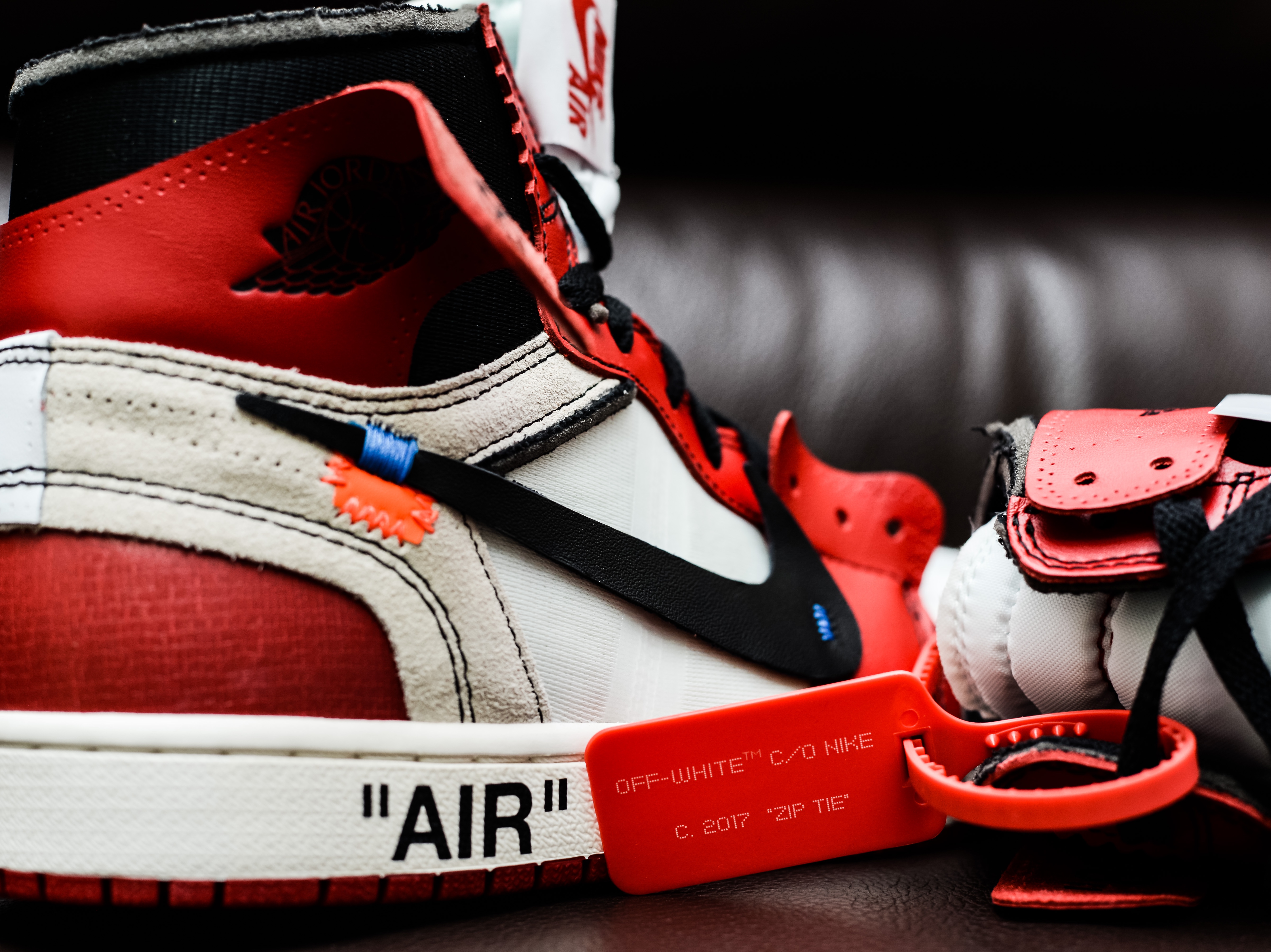 Jordan 1 x Off-White Retro High Chicago The Ten, Jordan 1 Retro High OG Chicago 2015 착용 스타일 - 2