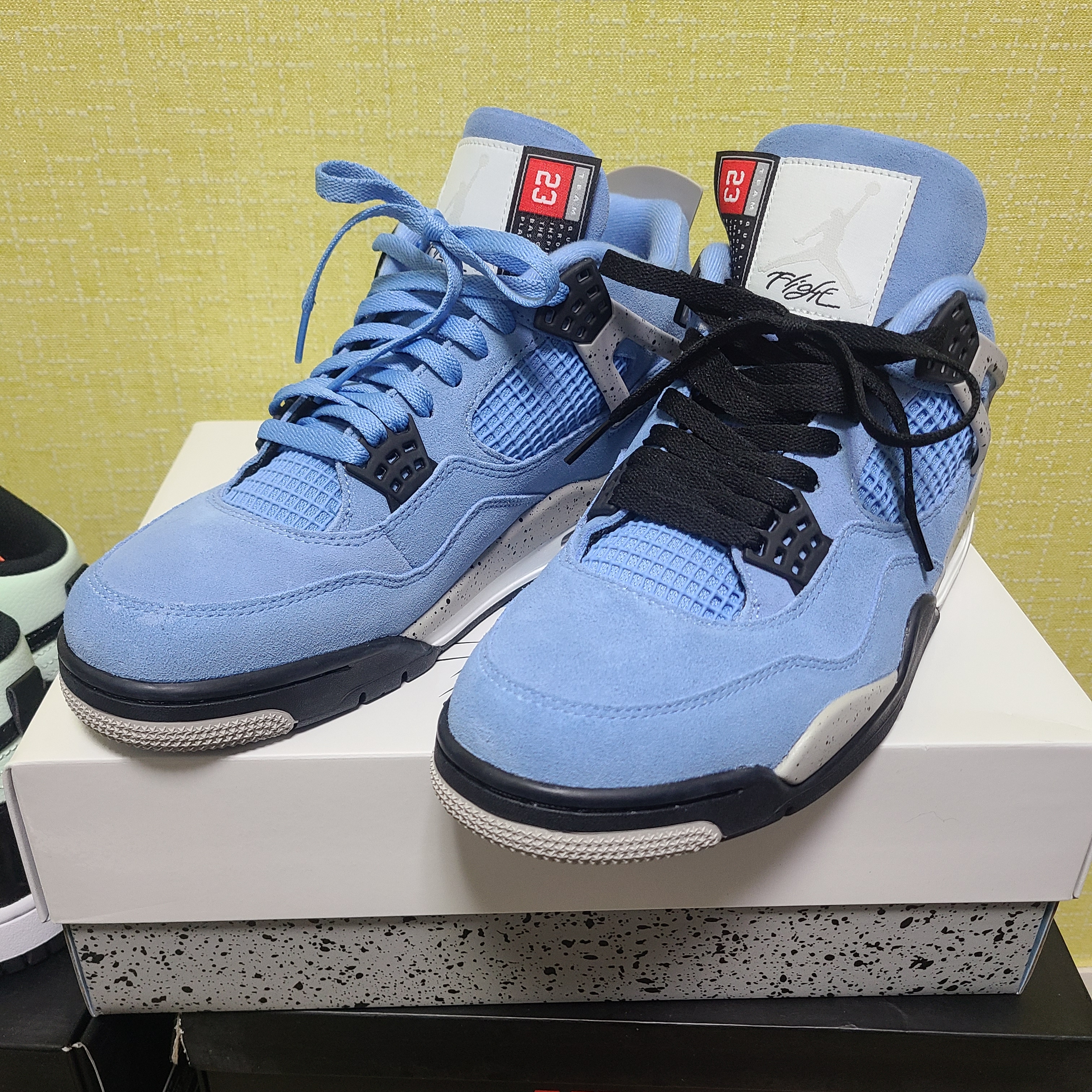 Jordan 4 Retro University Blue, (TD) Jordan 4 Retro University Blue 착용 스타일 - 1