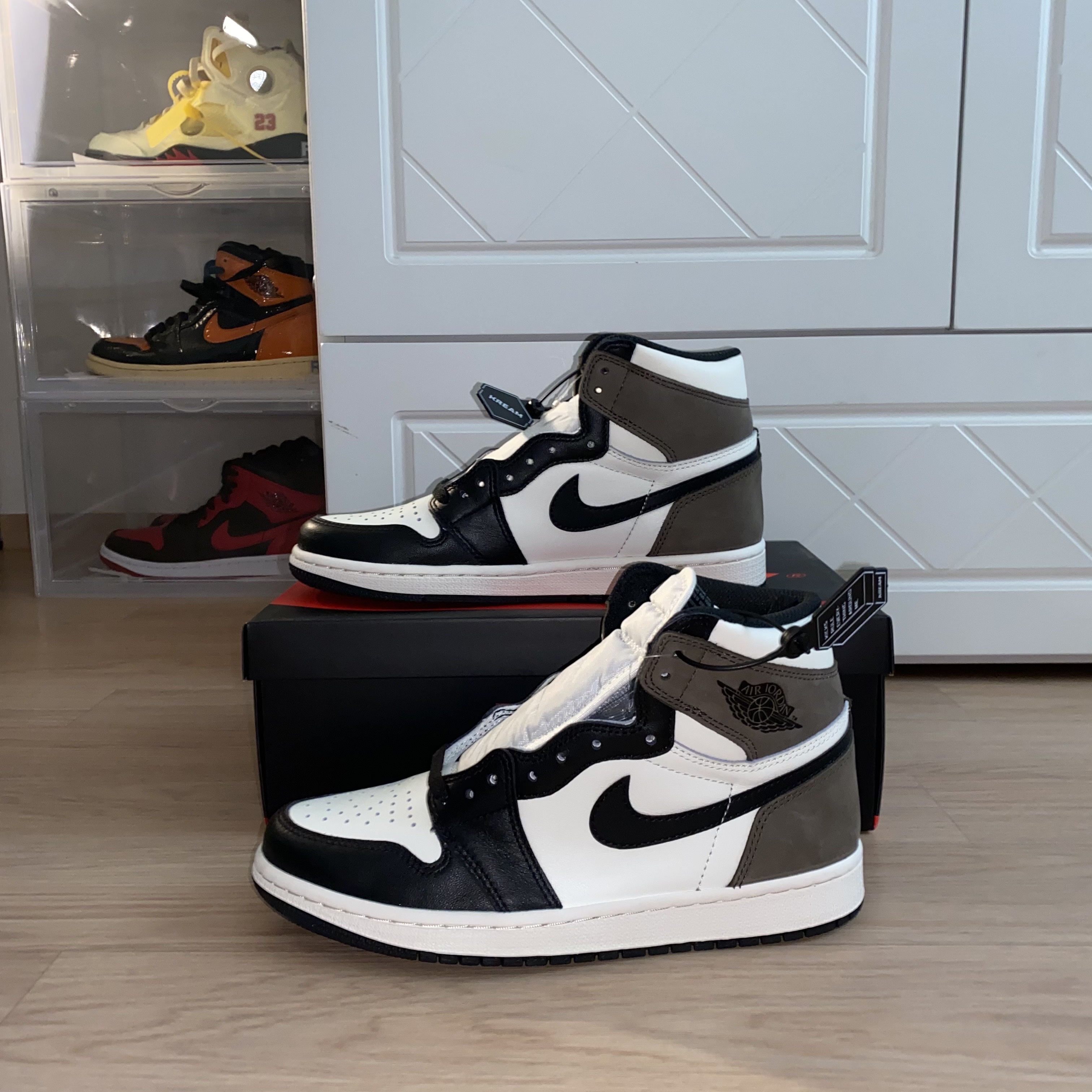 Jordan 1 Retro High OG Black Mocha 착용 스타일