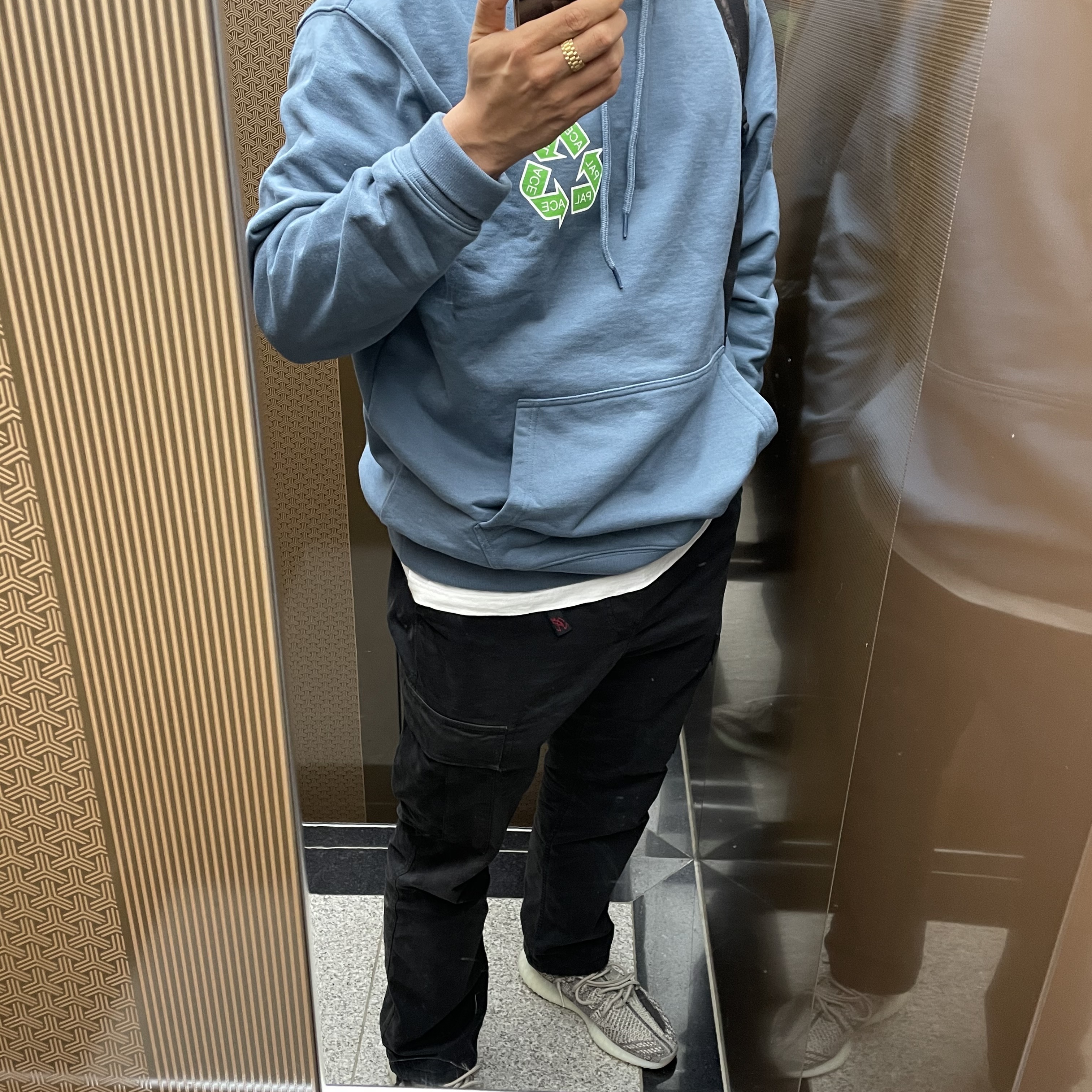 Palace P-Cycle Hood Black - 21SS, Adidas Yeezy Boost 350 V2 Zyon 착용 스타일