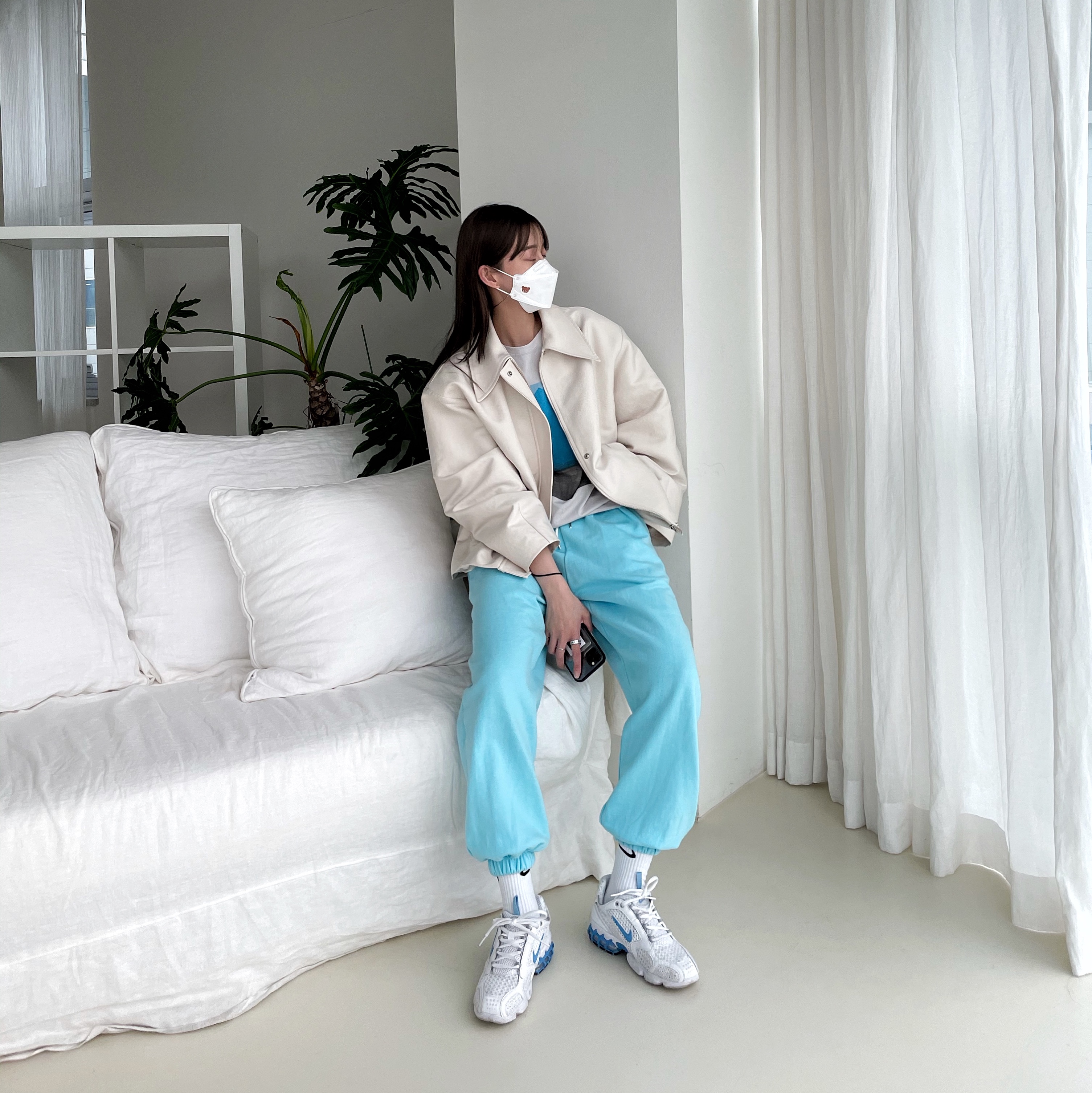 (W) Nike Air Zoom Spiridon Cage 2 White University Blue 착용 스타일 - 1
