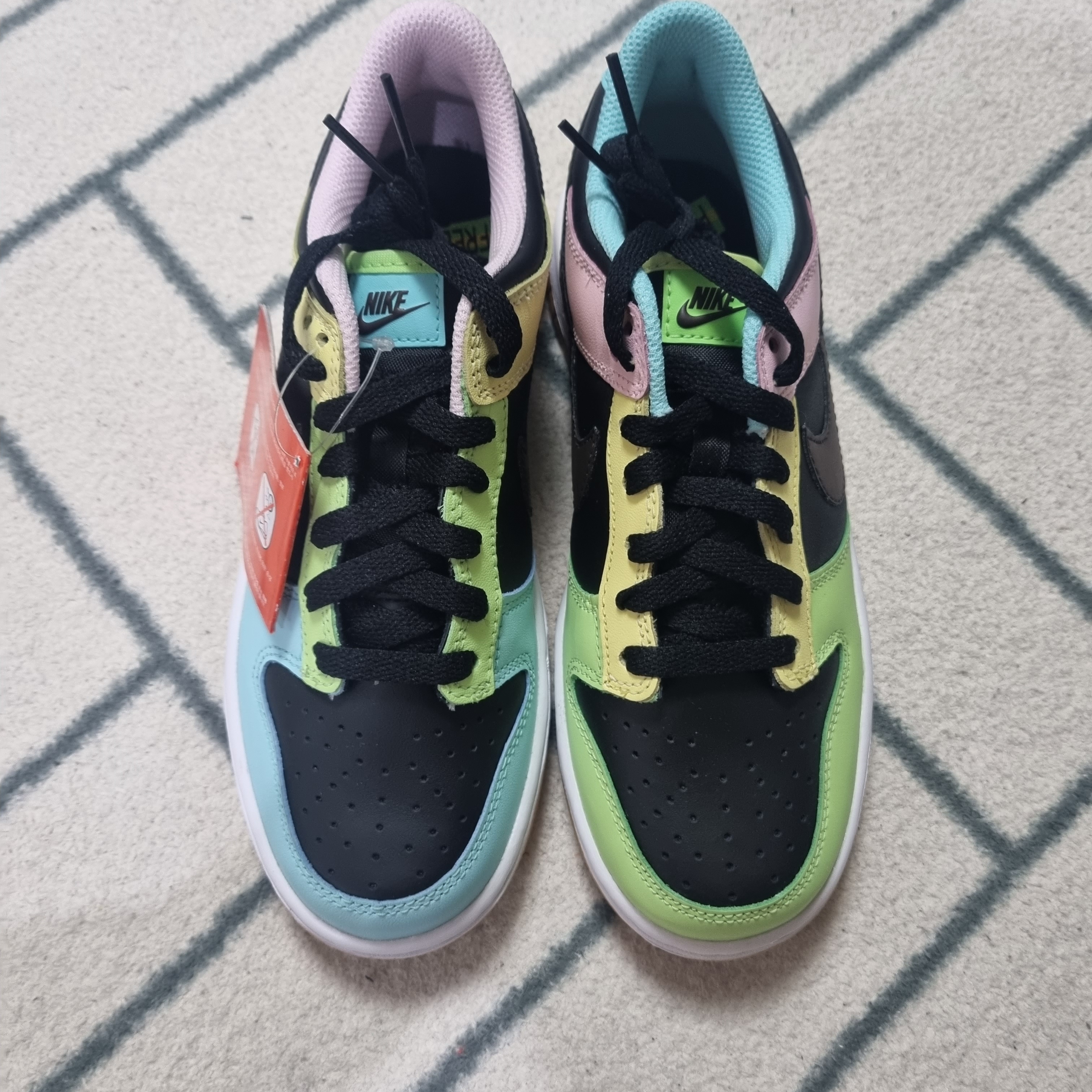 (GS) Nike Dunk Low SE Free.99 Black 착용 스타일 - 1