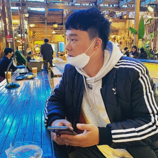 KREAM 프로필 이미지