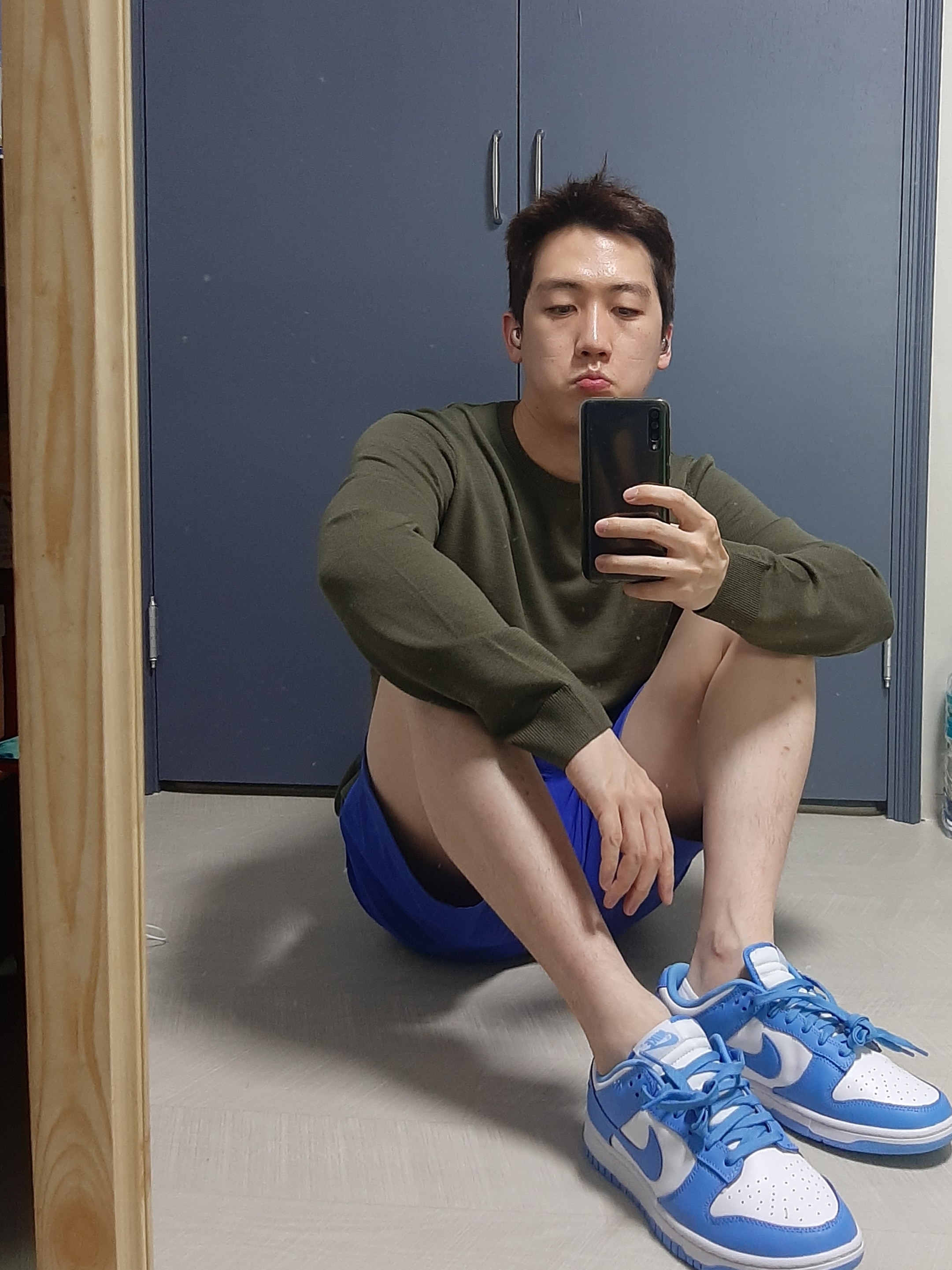 Nike Dunk Low Retro University Blue 착용 스타일