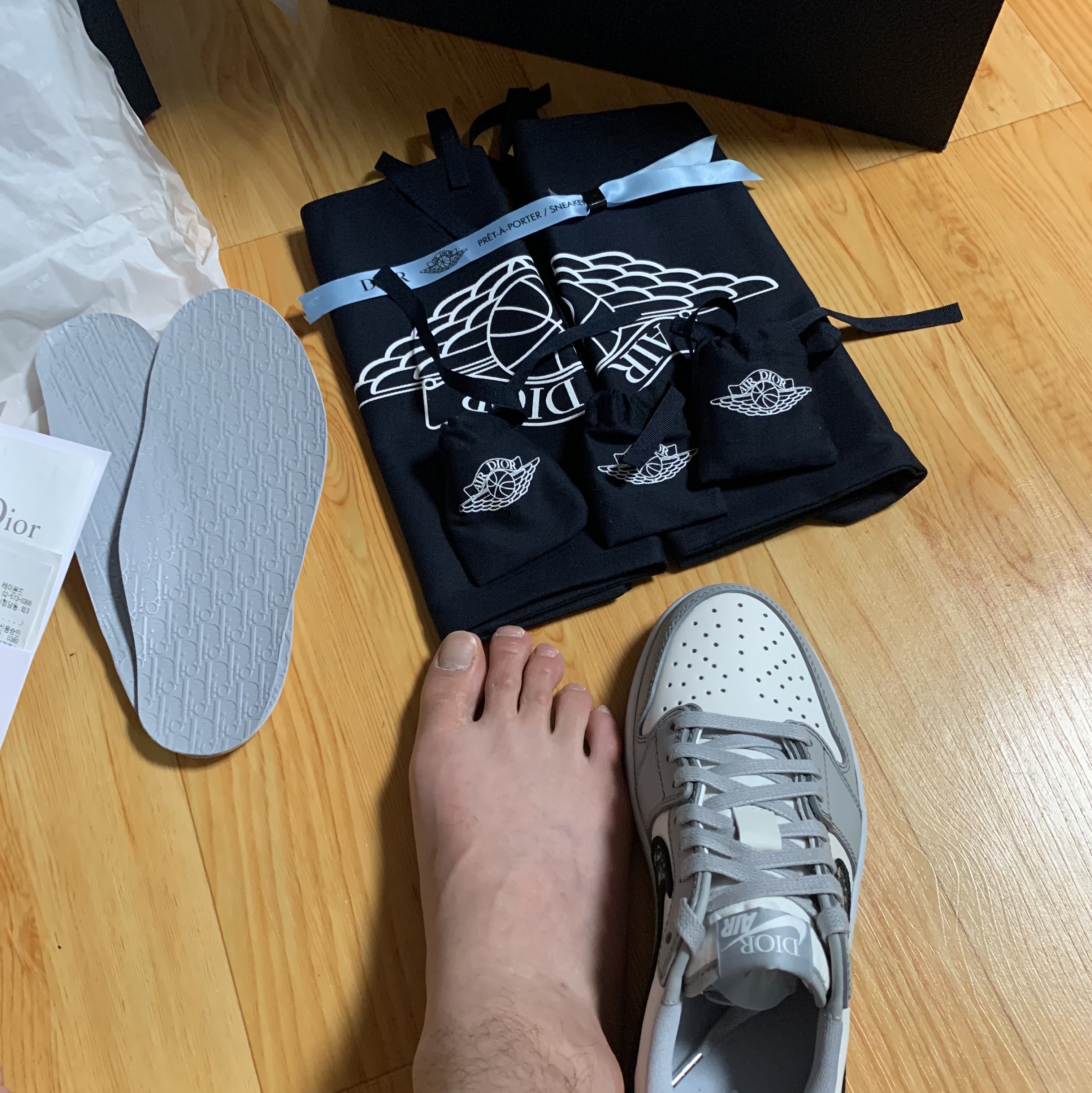 Jordan 1 x Dior Low OG 착용 스타일 - 2