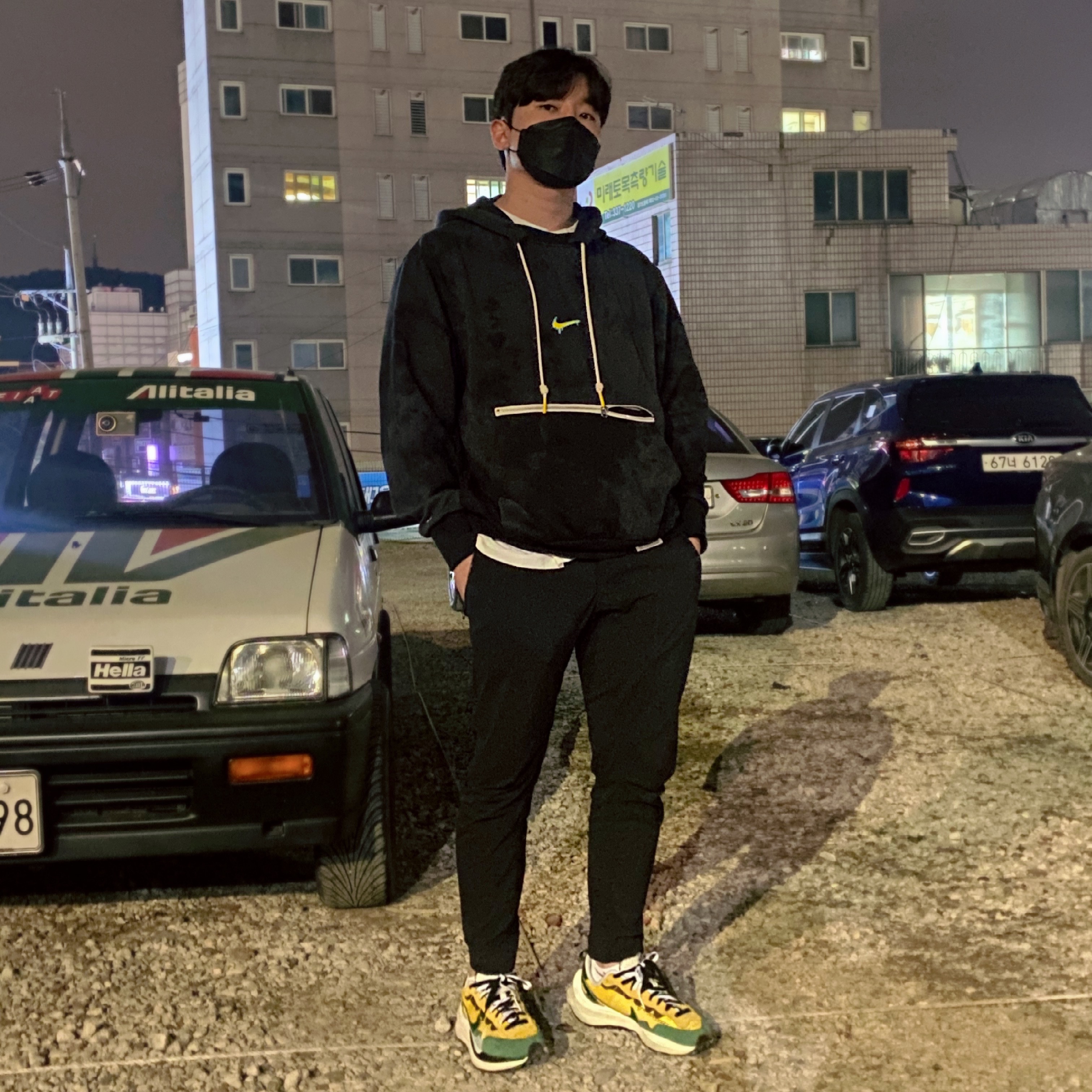 Nike x Sacai VaporWaffle Tour Yellow & Gorge Green Sail 착용 스타일 - 1