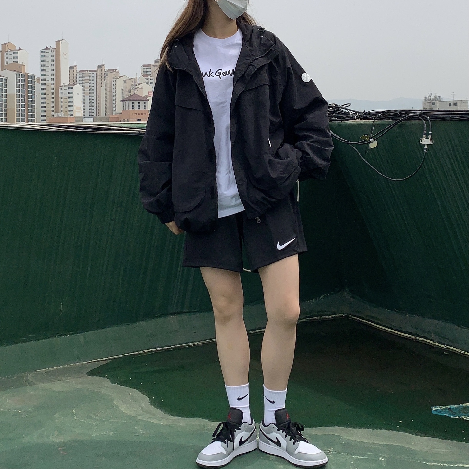 Jordan 1 Low Light Smoke Grey 착용 스타일 - 1
