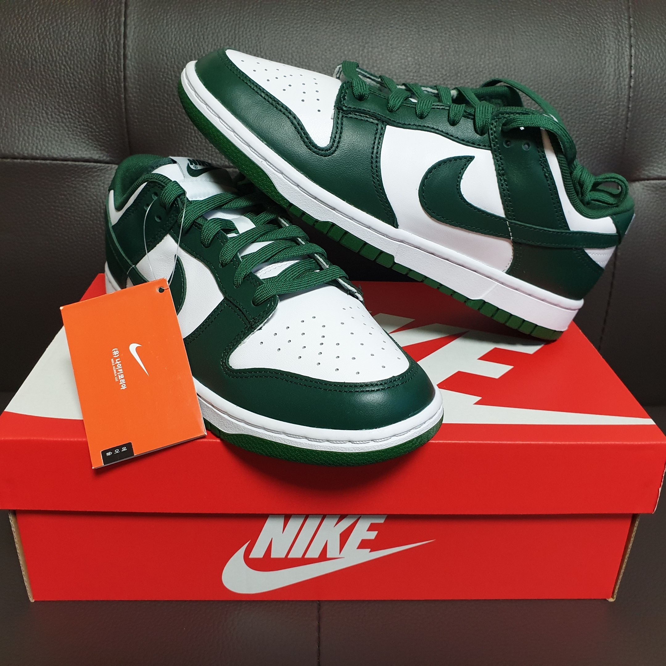 Nike Dunk Low Retro Varsity Green 착용 스타일 - 2