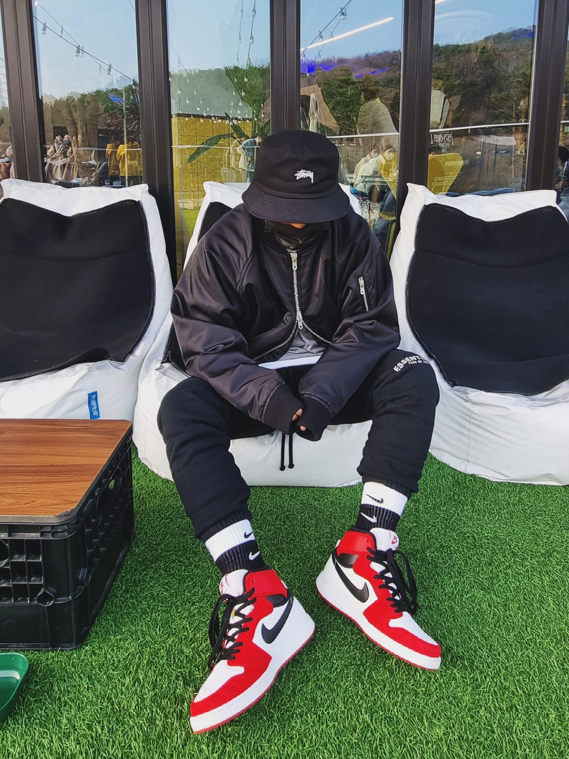 Essentials Sweatpants Weathered Black - 20FW, Jordan 1 KO High OG Chicago 착용 스타일