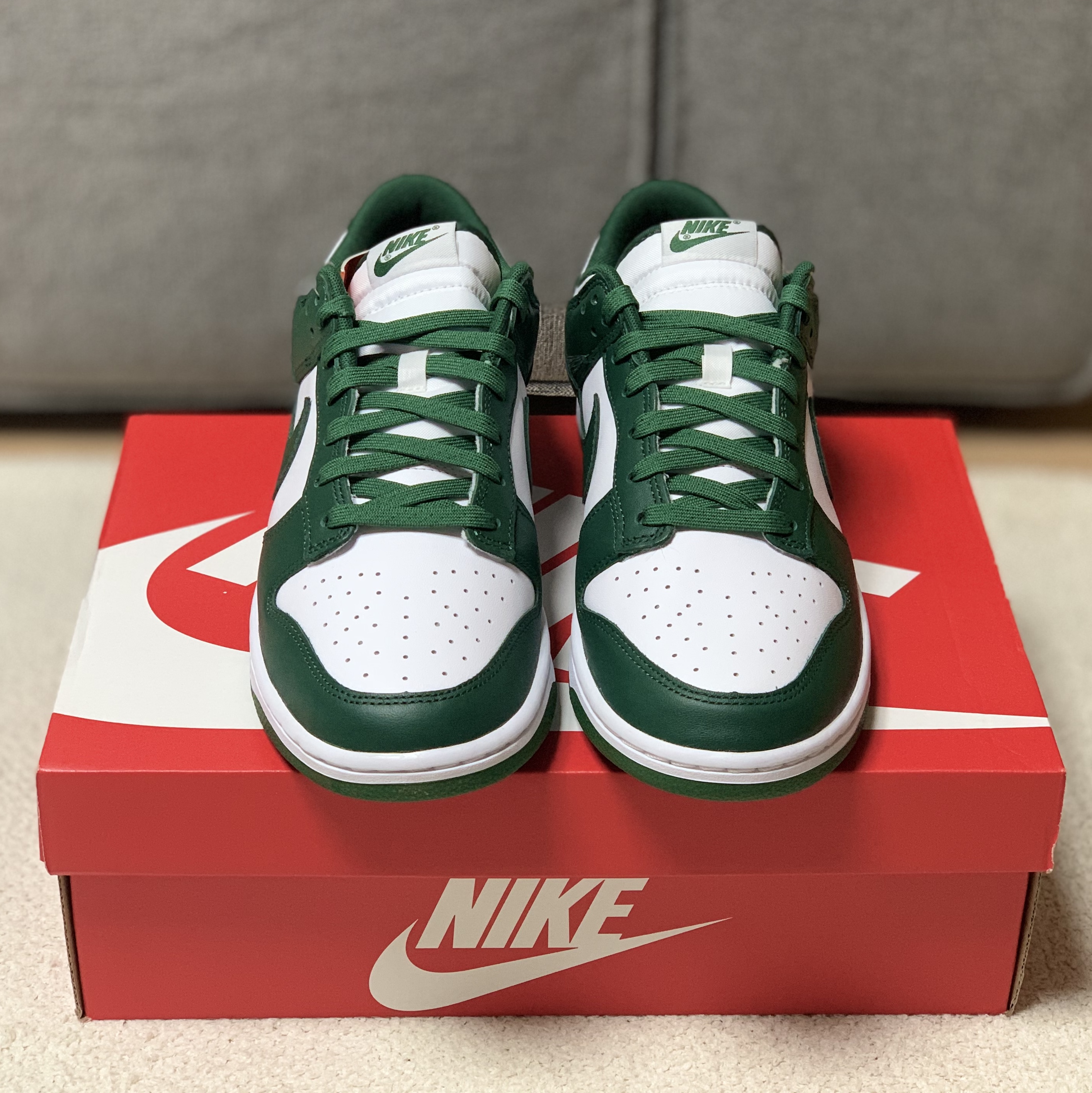 Nike Dunk Low Retro Varsity Green 착용 스타일 - 2