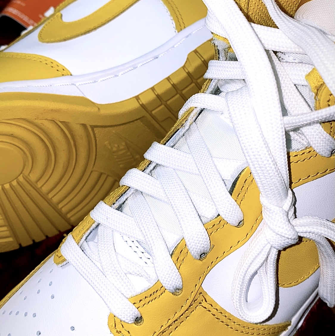 (W) Nike Dunk High Dark Sulfur 착용 스타일 - 3