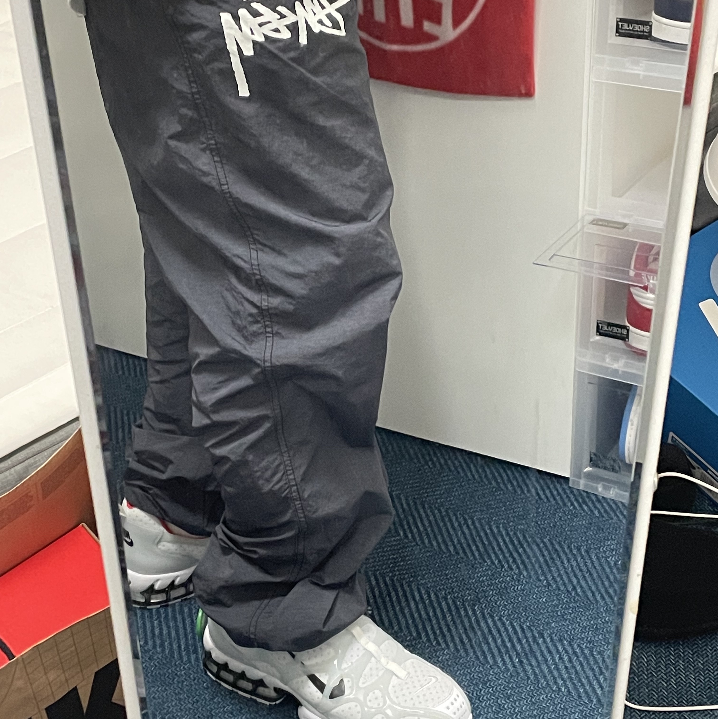 Nike x Stussy Air Zoom Spiridon Kukini White, Nike x Stussy Beach Pants Off Noir 착용 스타일