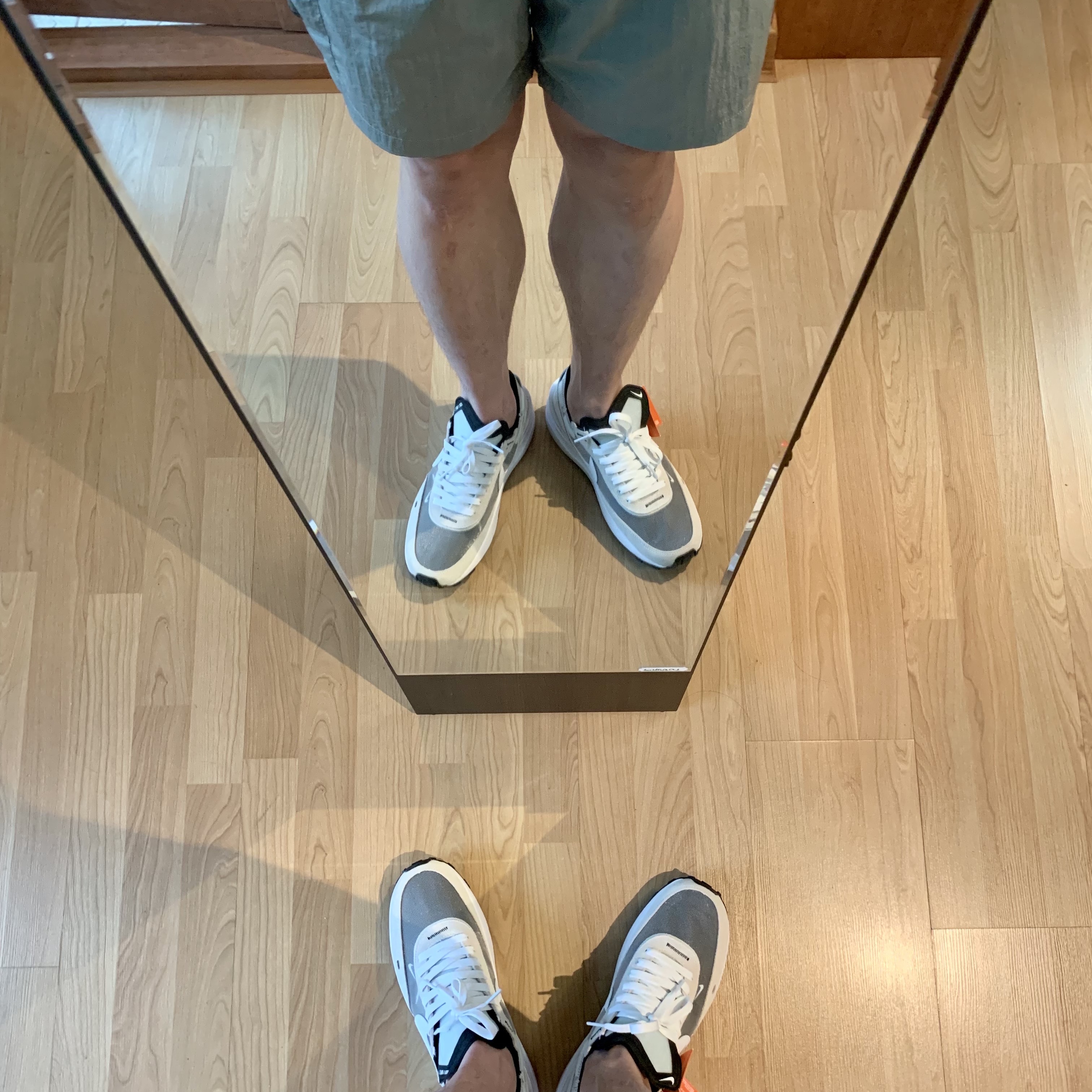 Nike Waffle One Infinite Lilac 착용 스타일 - 3