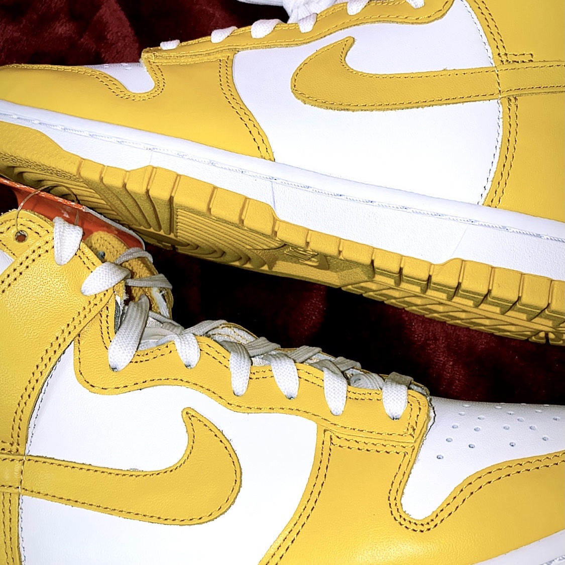 (W) Nike Dunk High Dark Sulfur 착용 스타일 - 1
