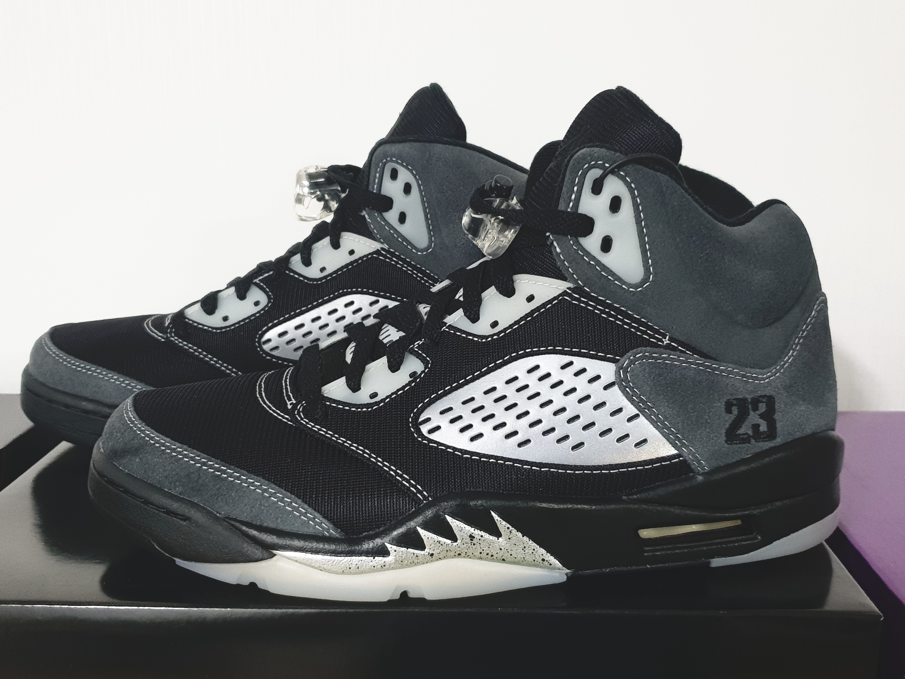Jordan 5 Retro Anthracite 착용 스타일