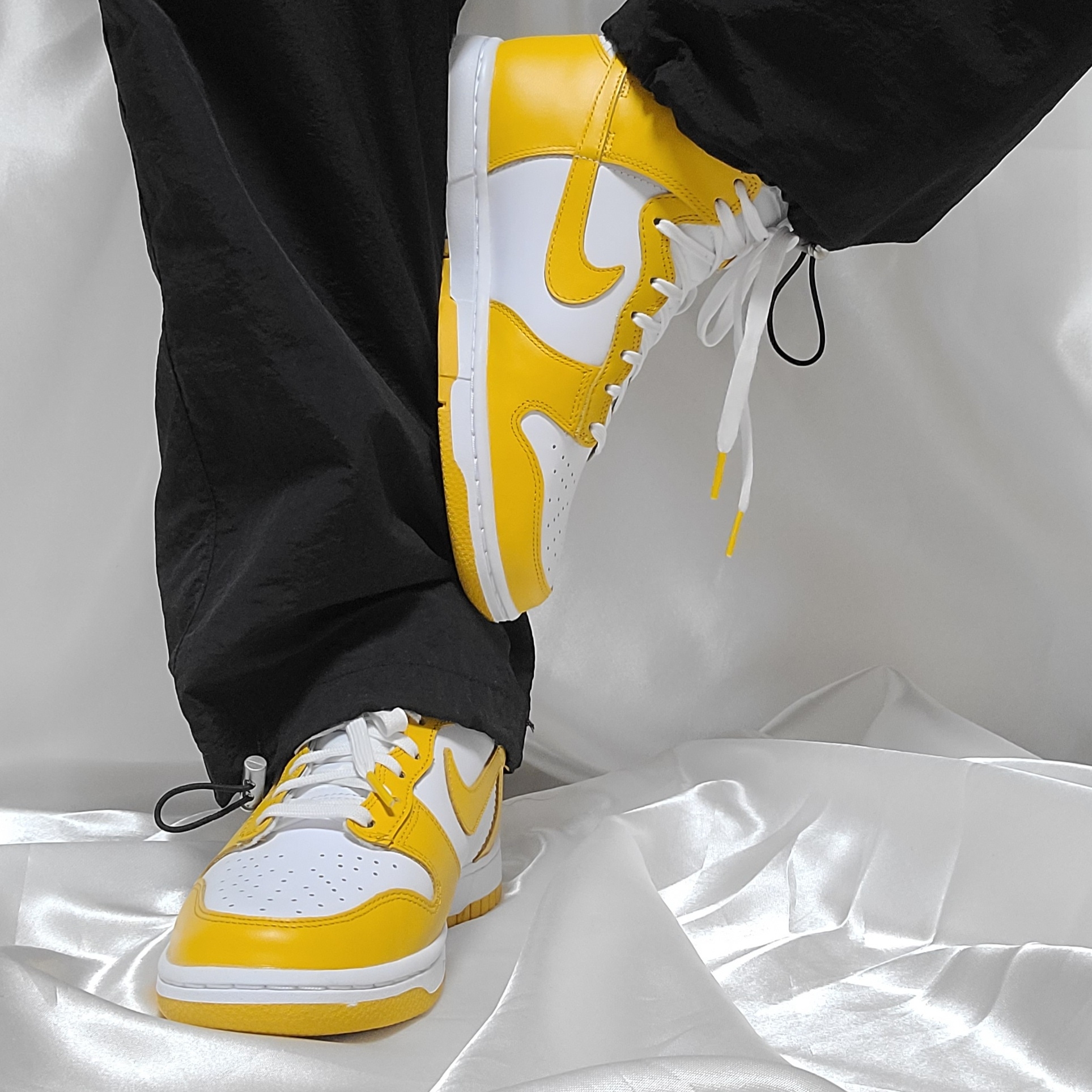 (W) Nike Dunk High Dark Sulfur 착용 스타일 - 3
