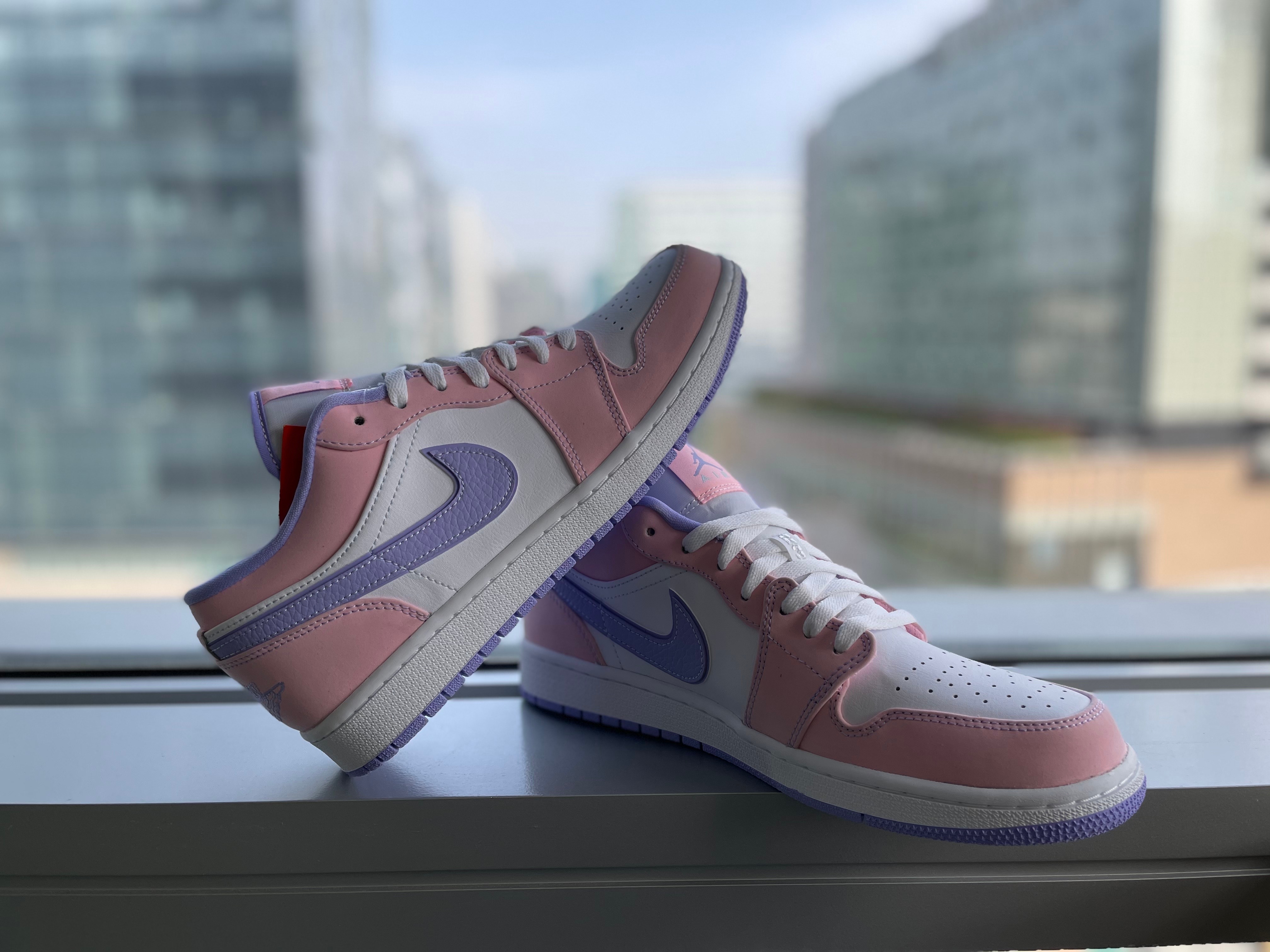 Jordan 1 Low SE Arctic Punch 착용 스타일