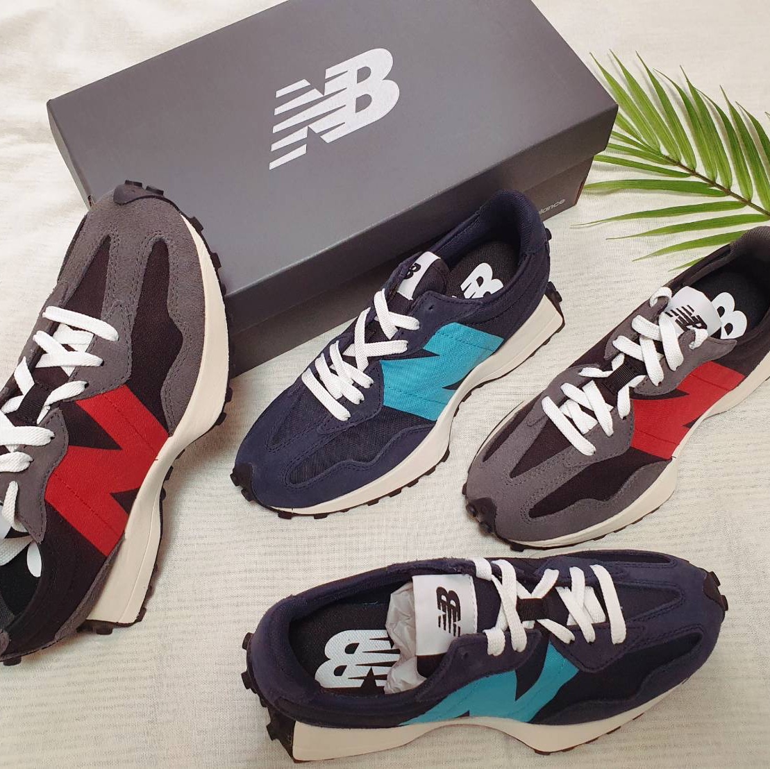 New Balance 327 Magnet Team Red 착용 스타일