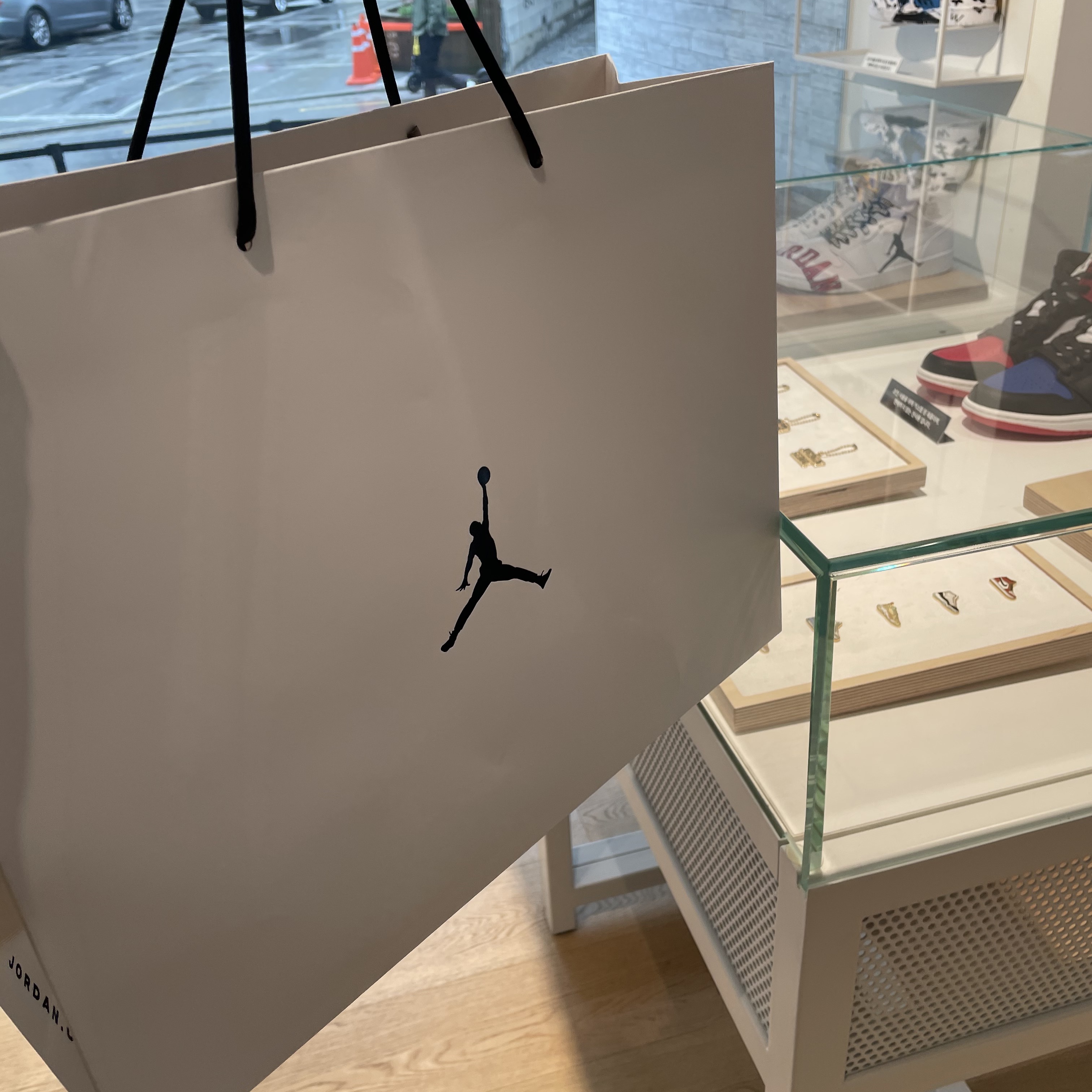 Jordan x Travis Scott Pullover Hoodie - Asia 착용 스타일 - 2