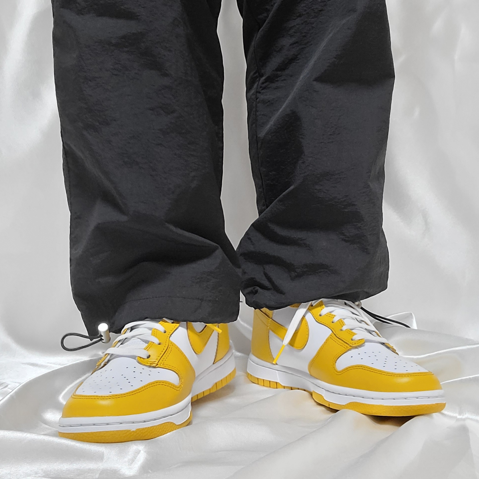 (W) Nike Dunk High Dark Sulfur 착용 스타일 - 1