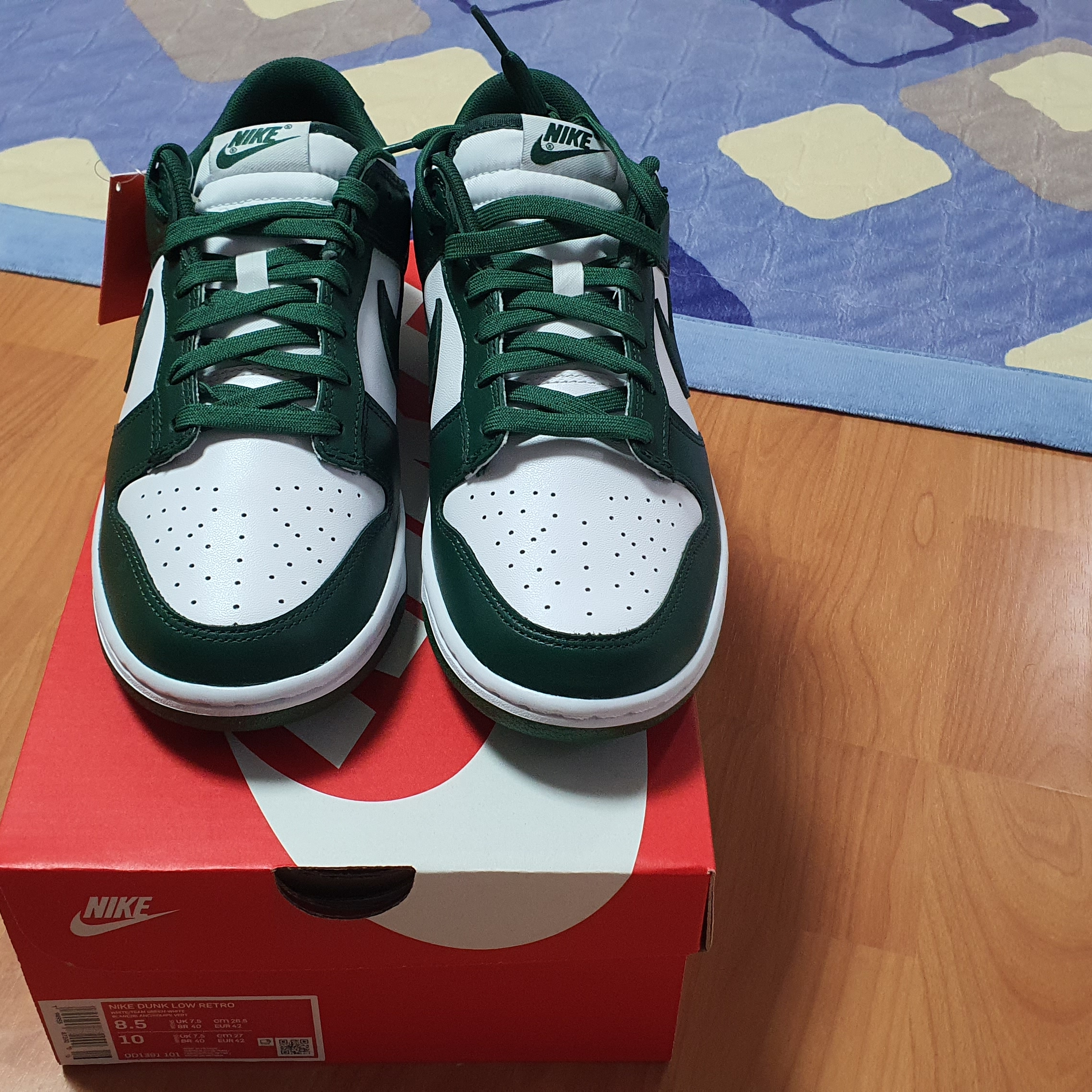 Nike Dunk Low Retro Varsity Green 착용 스타일 - 2