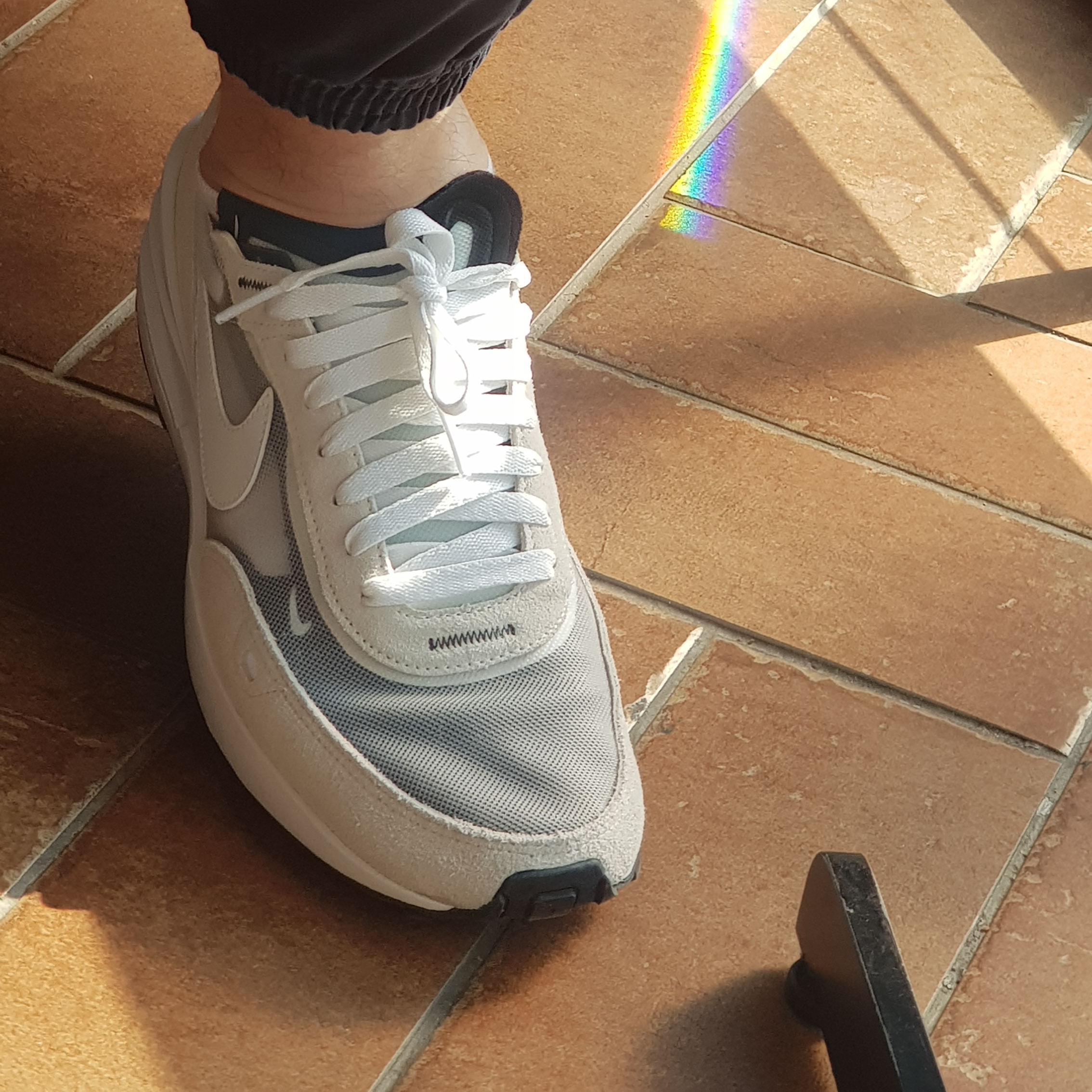 Nike Waffle One Infinite Lilac 착용 스타일