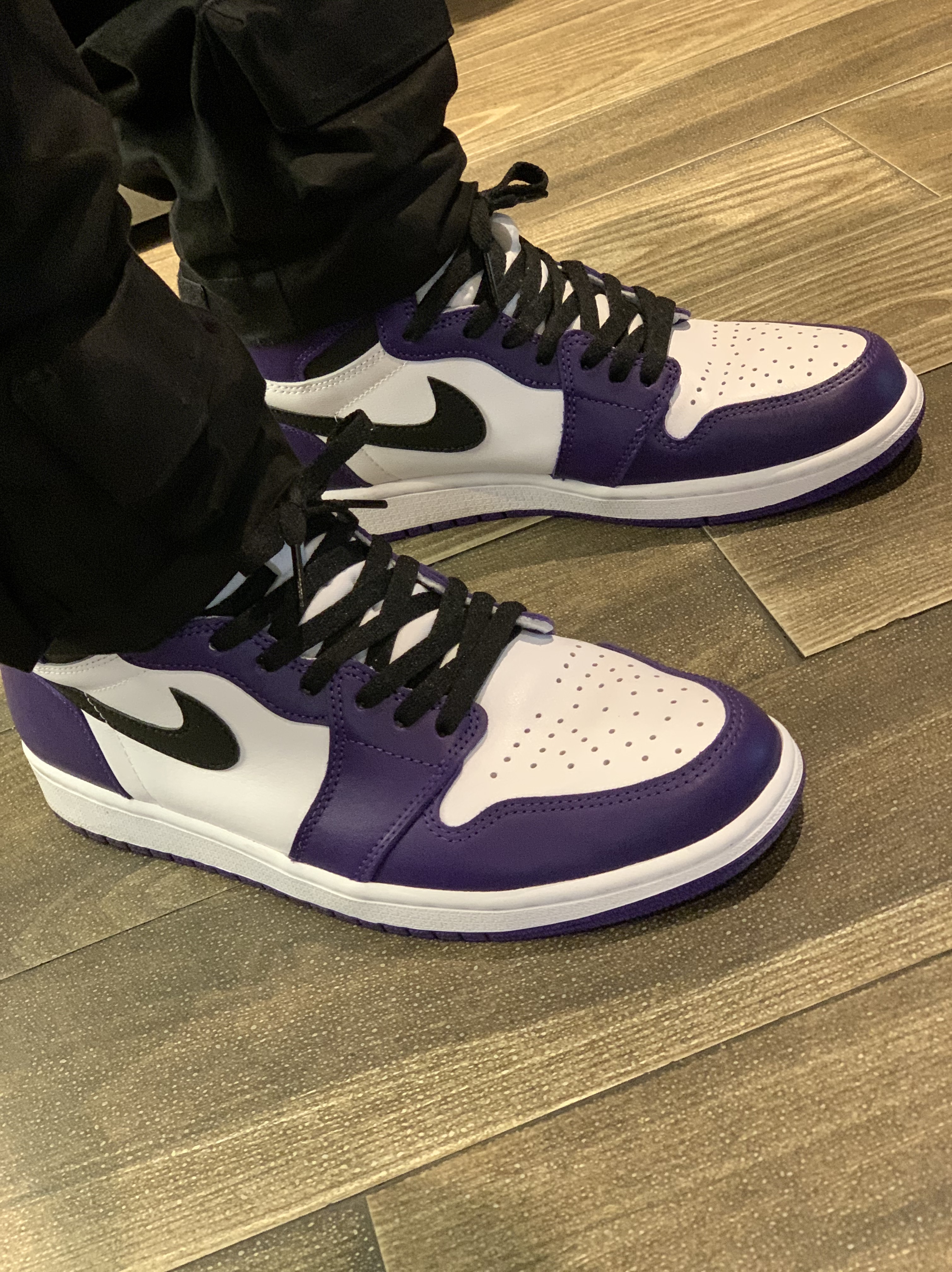 Jordan 1 Retro High OG Court Purple 2020 착용 스타일 - 2
