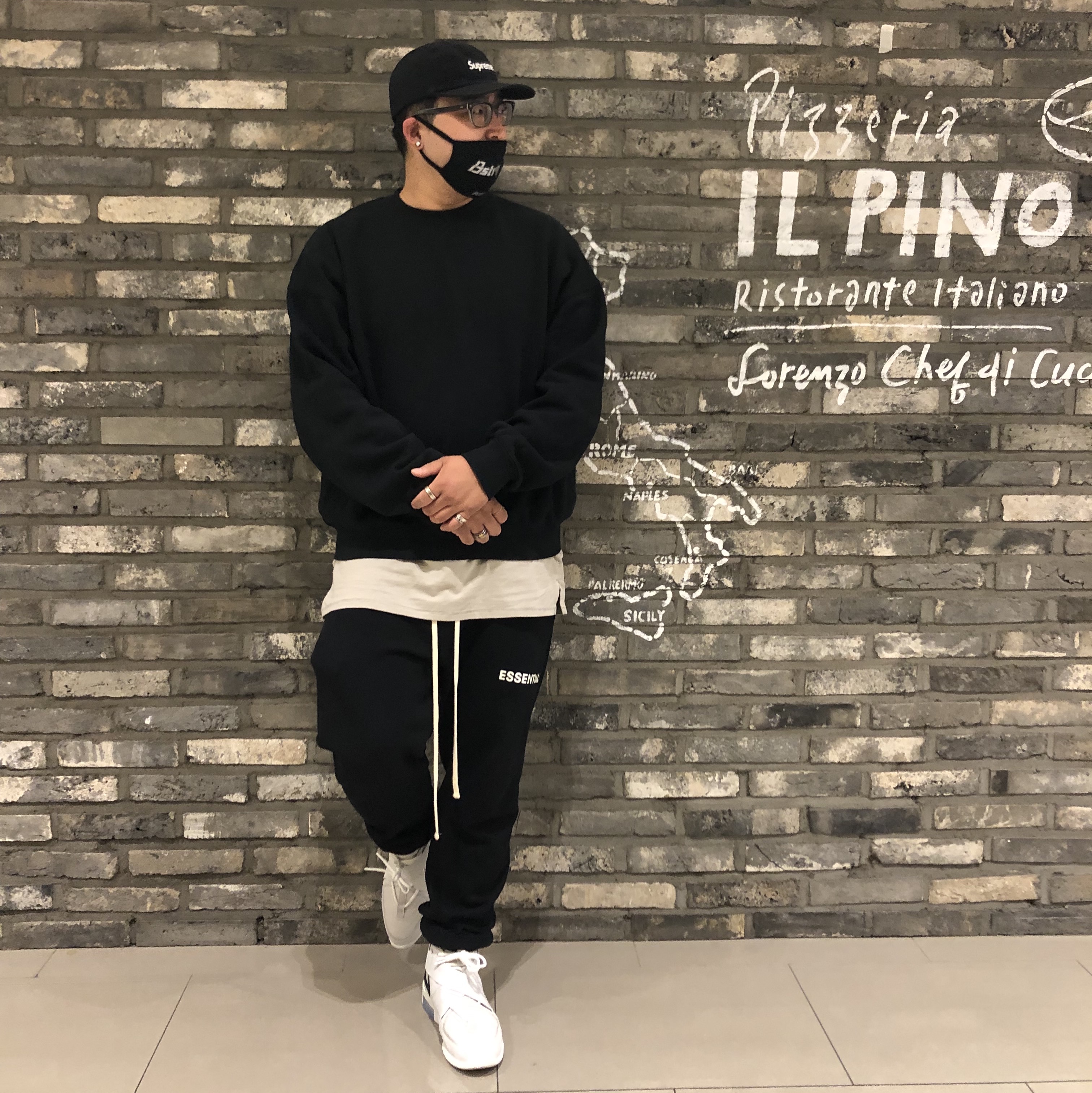Nike x Fear of God Air Fear of God Raid Light Bone 착용 스타일 - 1