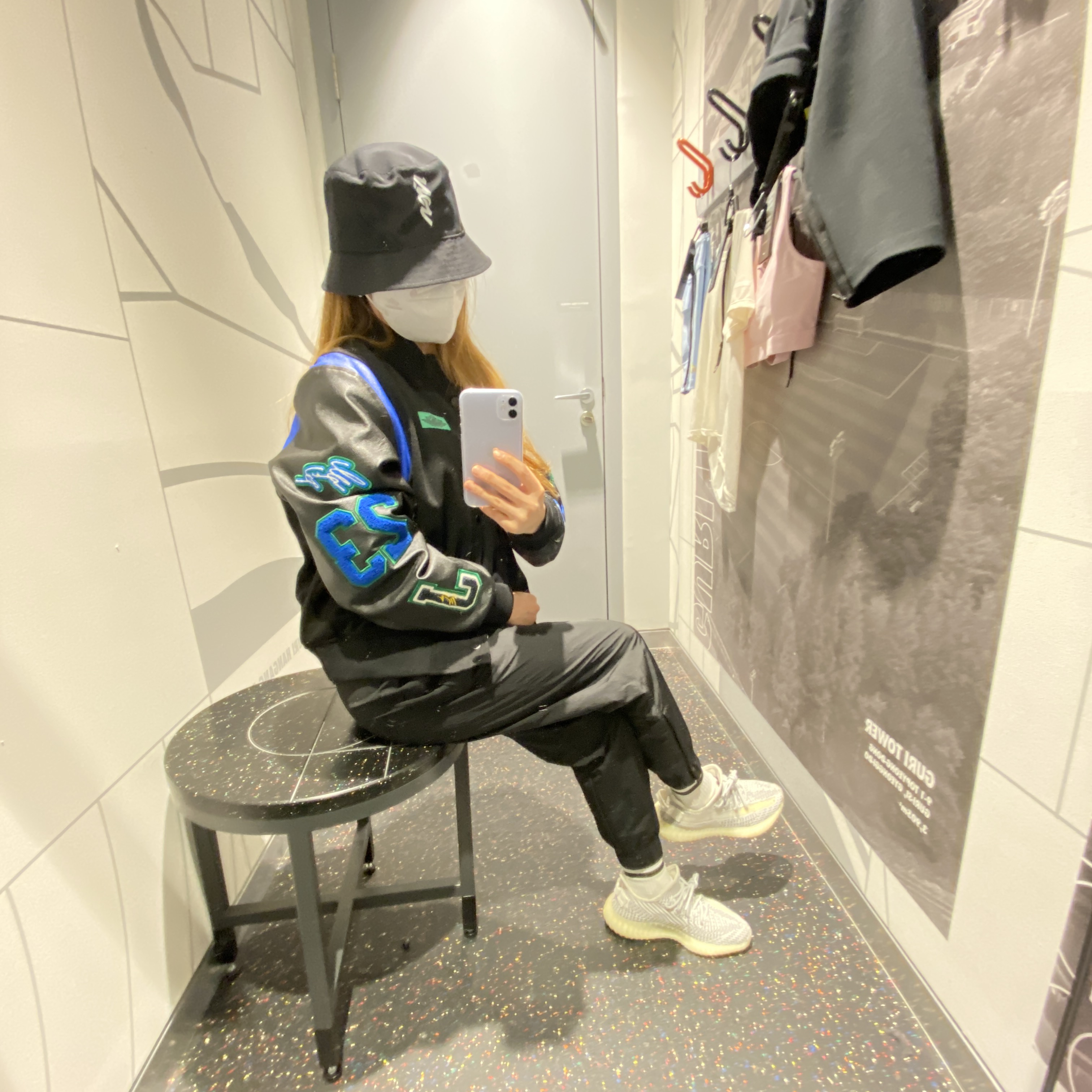 Jordan Zion Reversible Bucket Hat Black, Adidas Yeezy Boost 350 V2 Static - Non-Reflective 2018 착용 스타일