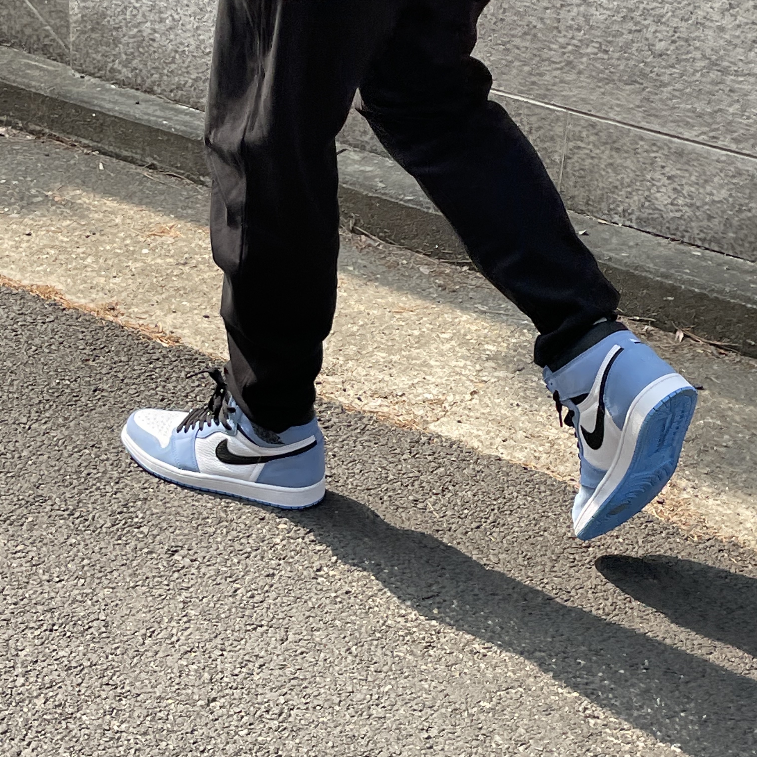 Jordan 1 Retro High OG University Blue 착용 스타일