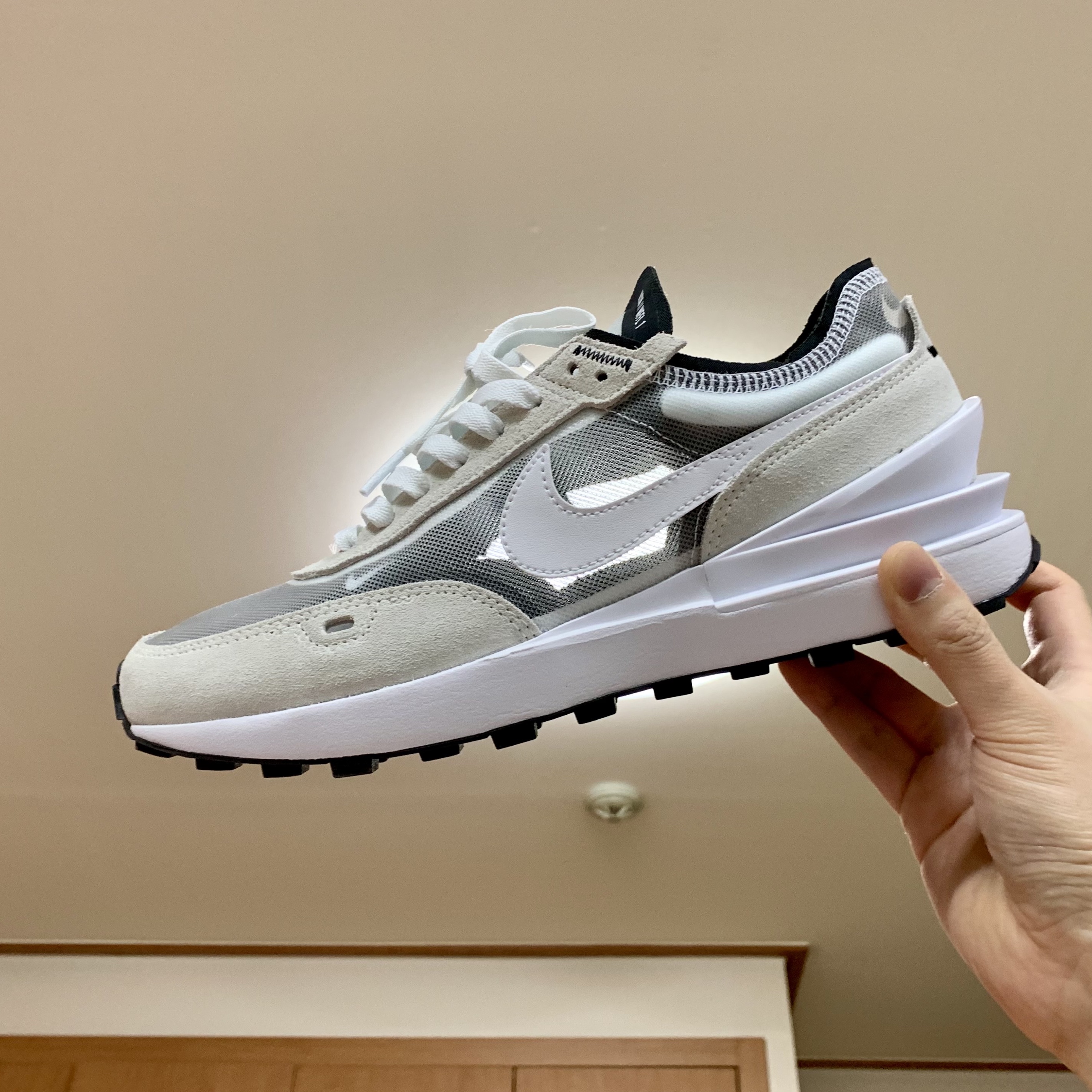 Nike Waffle One Infinite Lilac 착용 스타일 - 1