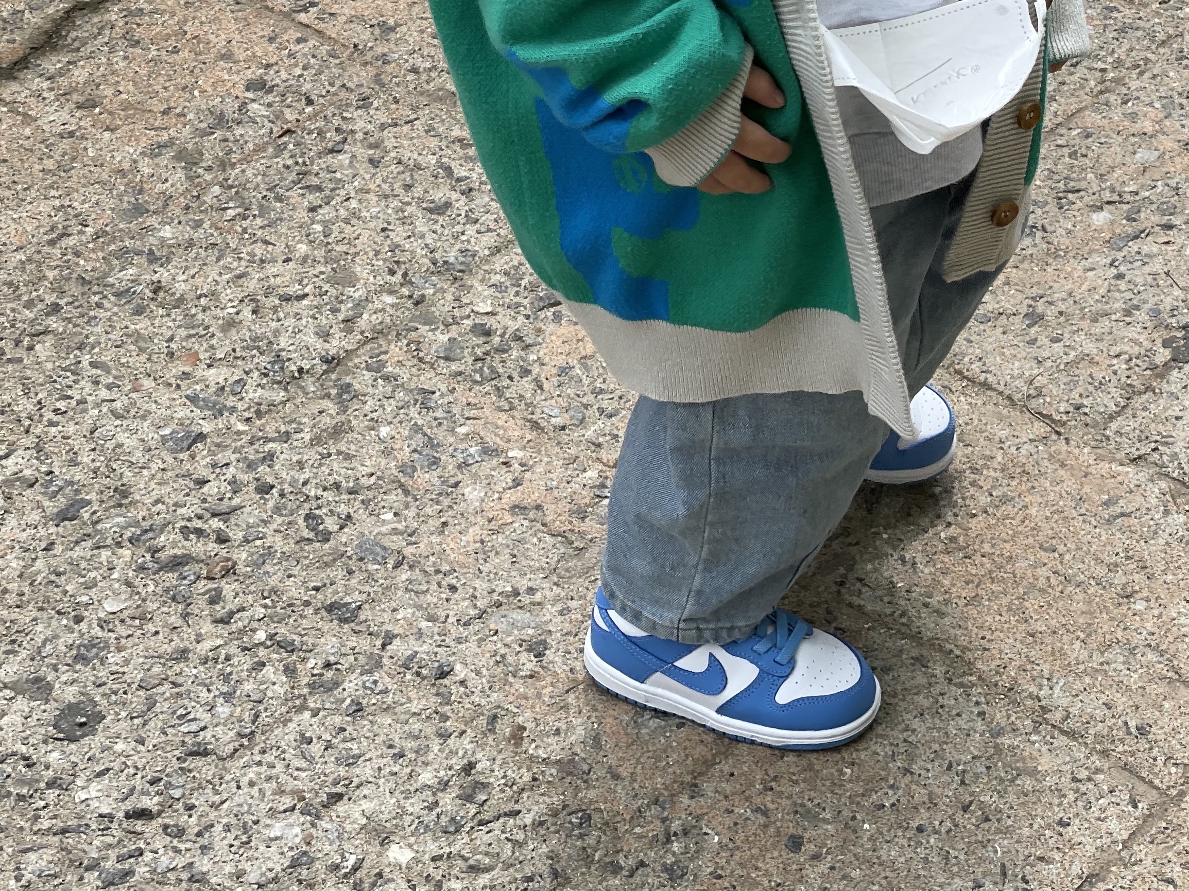 (TD) Nike Dunk Low University Blue, (GS) Jordan 1 Retro High OG Turbo Green 착용 스타일 - 3