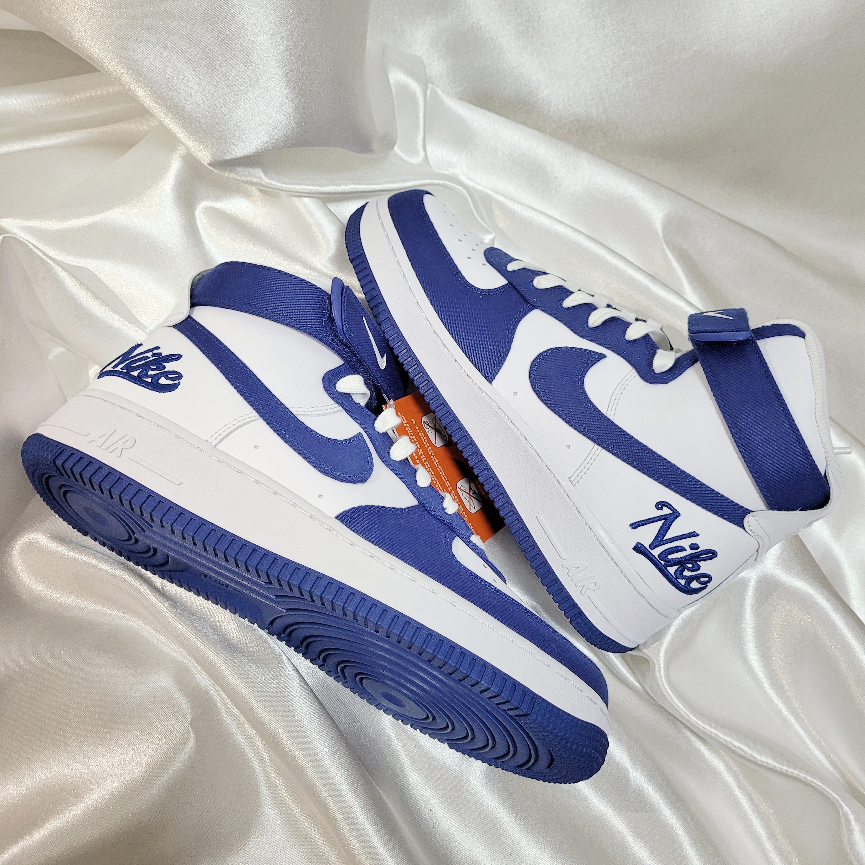 Nike Air Force 1 High '07 LV8 EMB Dodgers 착용 스타일