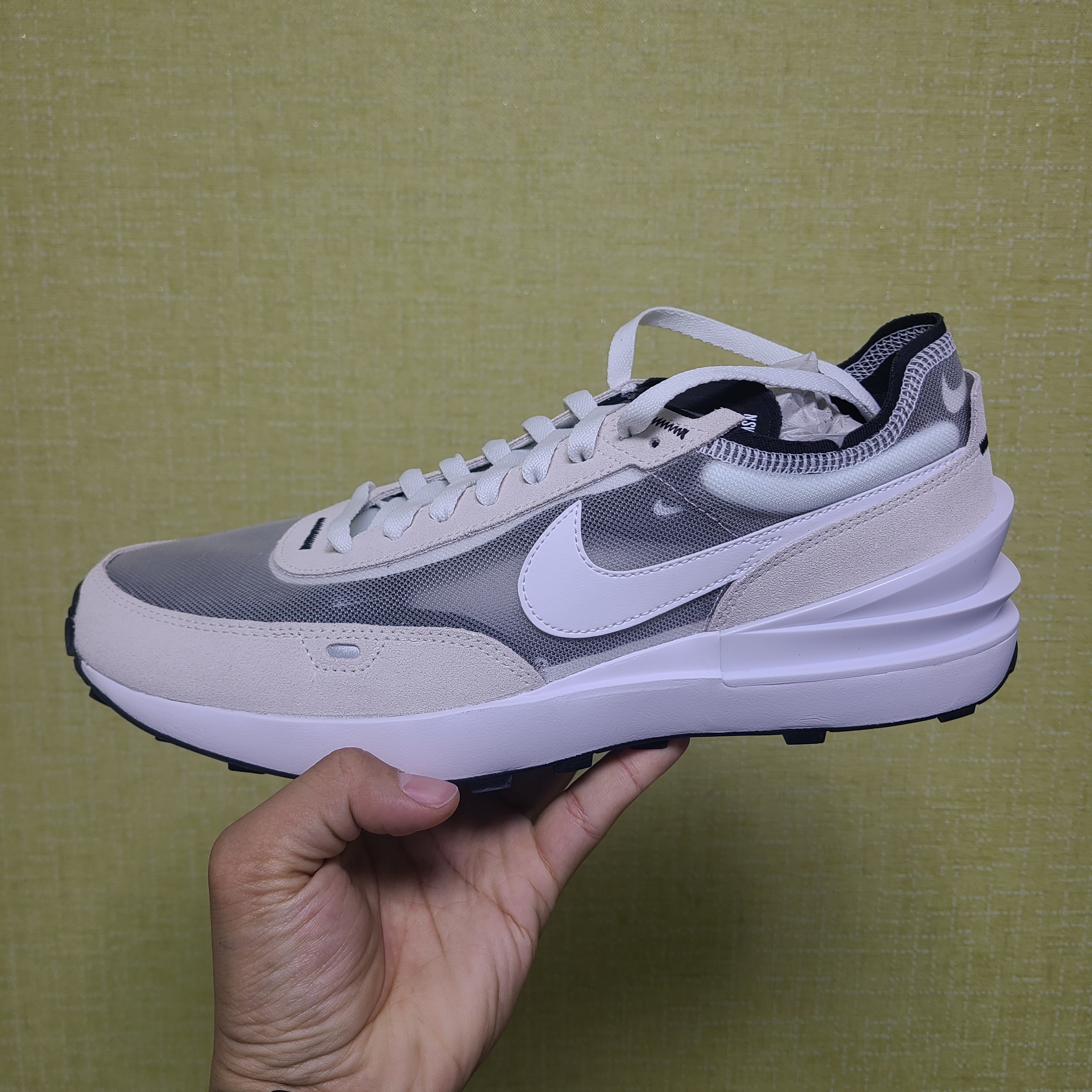 Nike Waffle One Infinite Lilac 착용 스타일 - 3