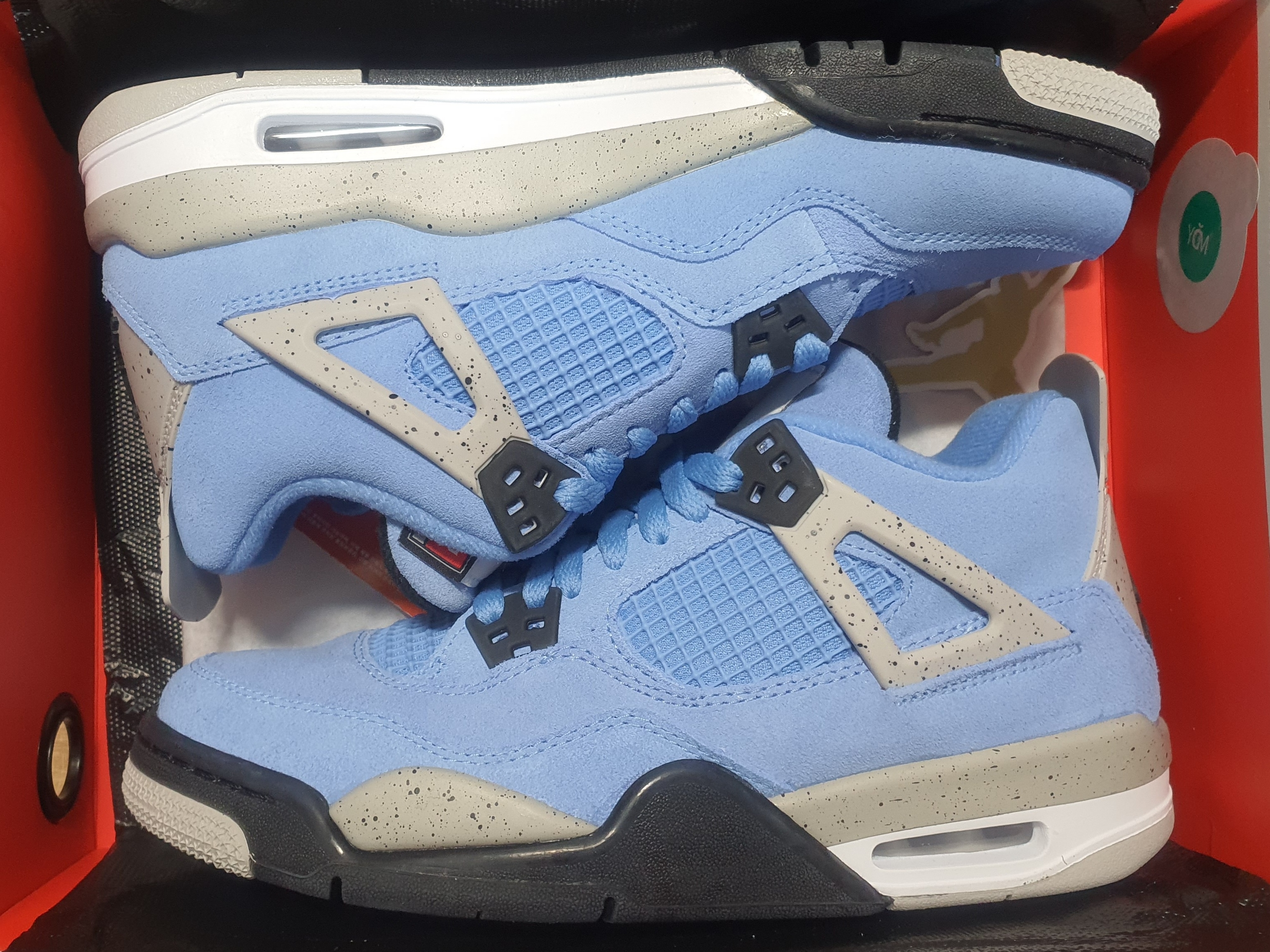 (GS) Jordan 4 Retro University Blue 착용 스타일