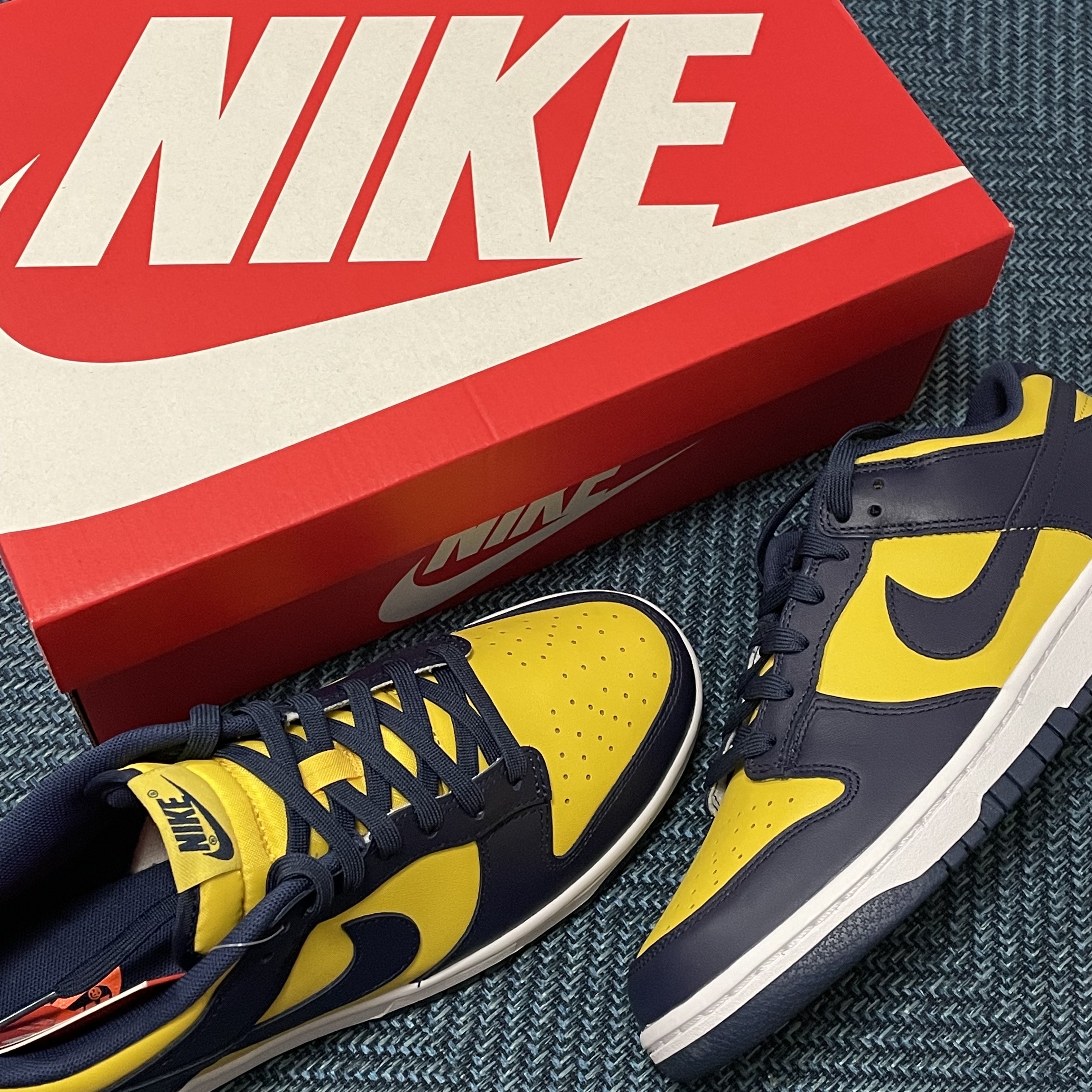 Nike Dunk Low Retro Varsity Maize 착용 스타일 - 1