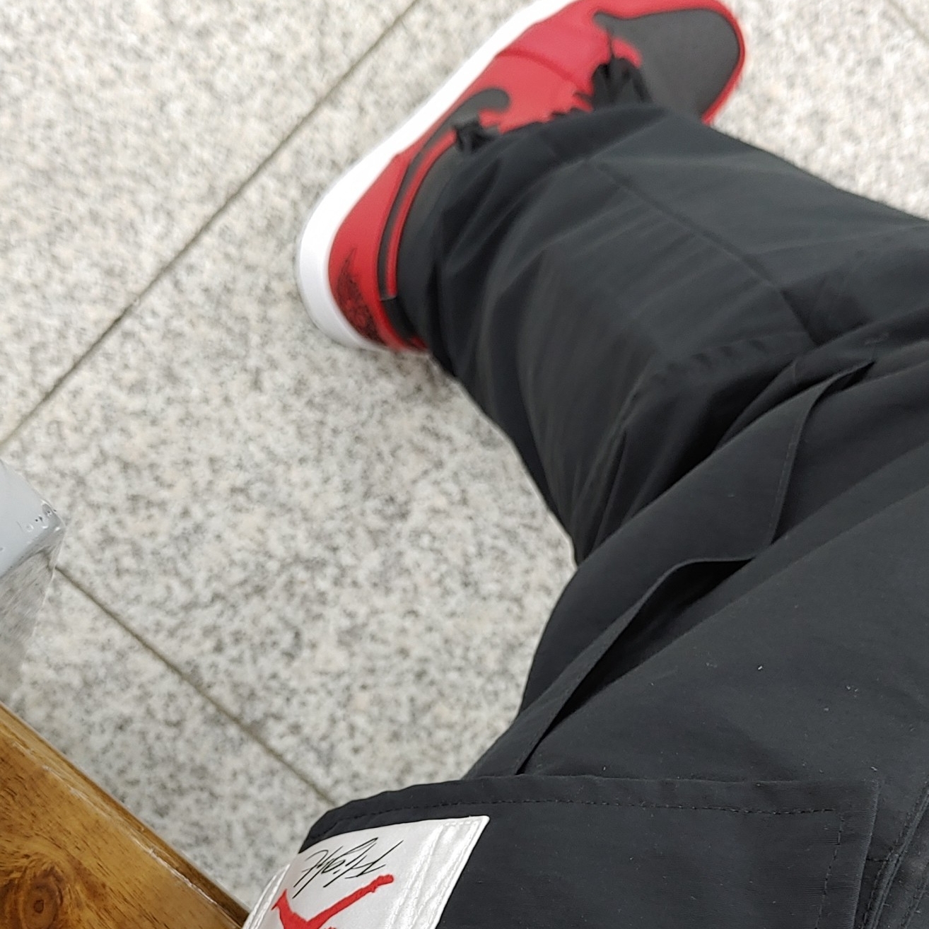 Jordan 1 Low Gym Red Black 착용 스타일 - 2