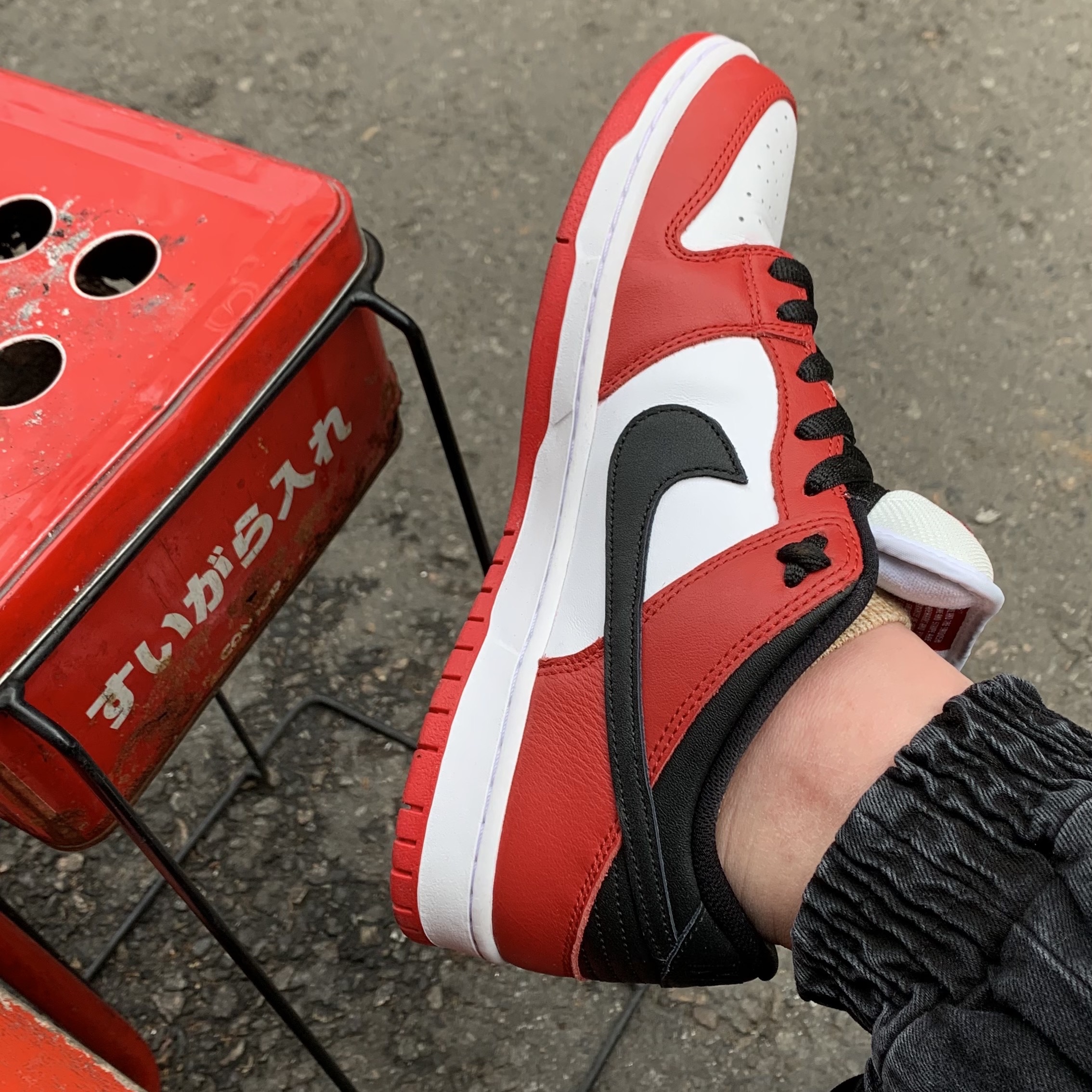 Nike SB Dunk Low Pro Chicago 착용 스타일