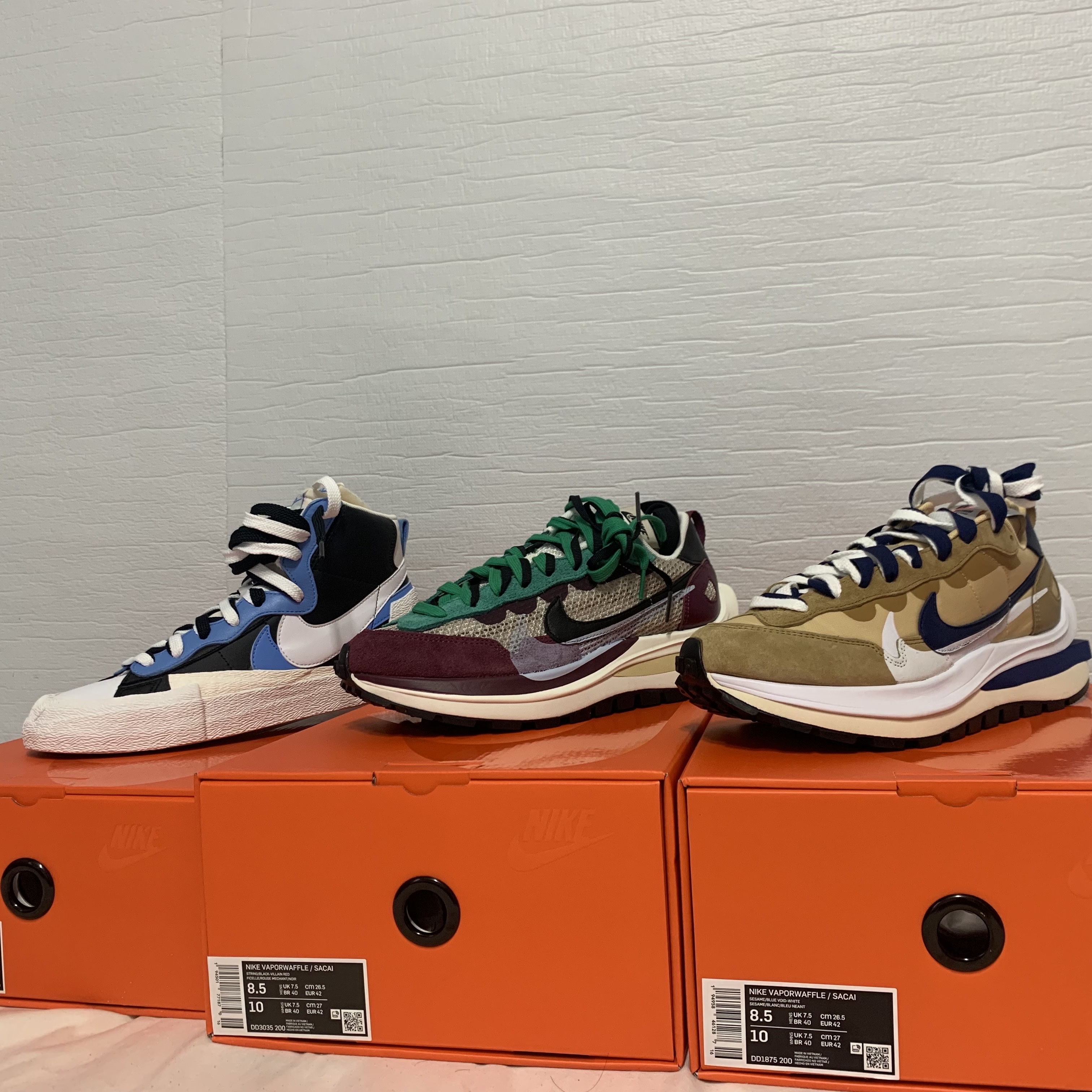 Nike x Sacai VaporWaffle Sesame and Blue Void, Nike x Sacai VaporWaffle String & Black Villain Red 착용 스타일 - 2