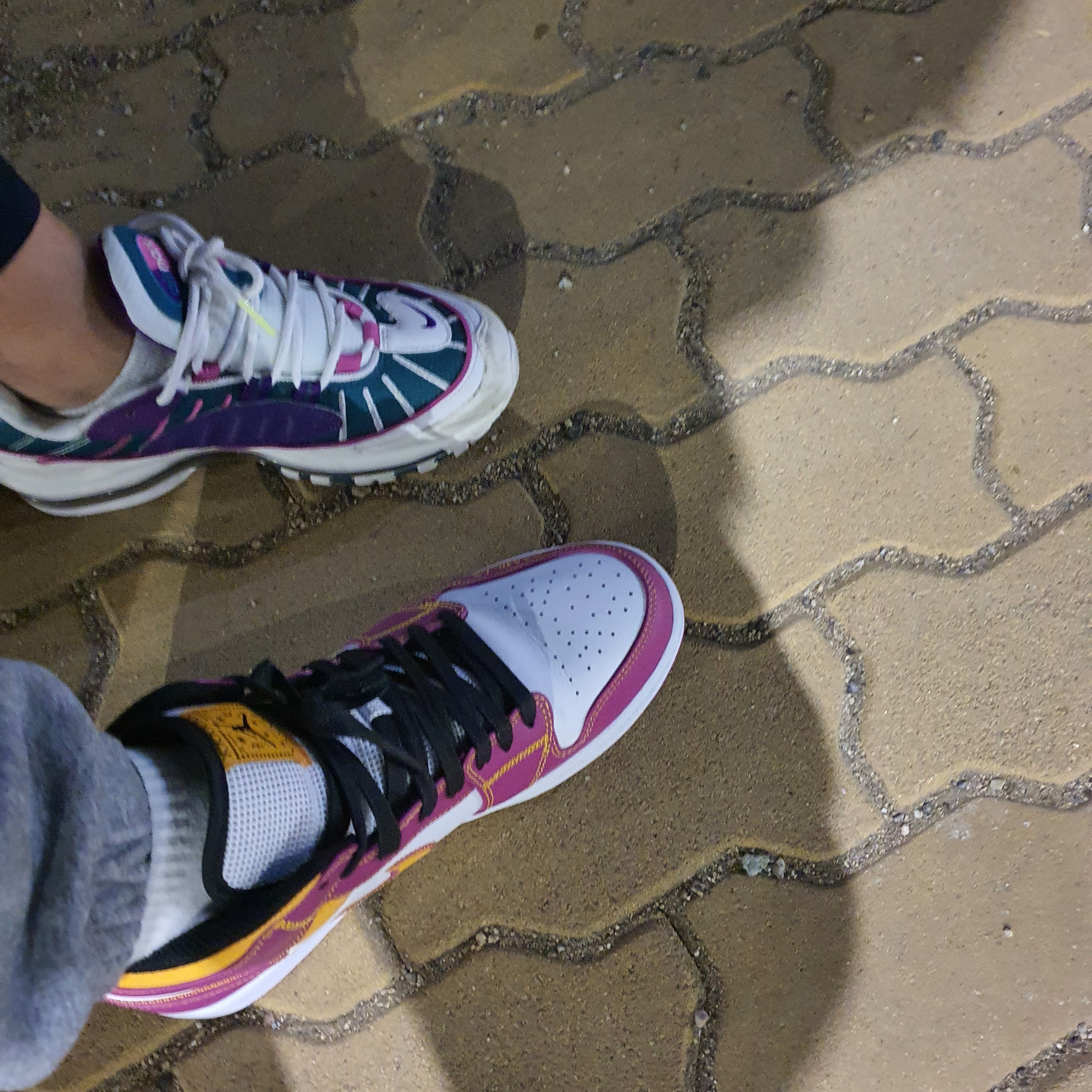 Jordan 1 Mid DOD Familia 착용 스타일