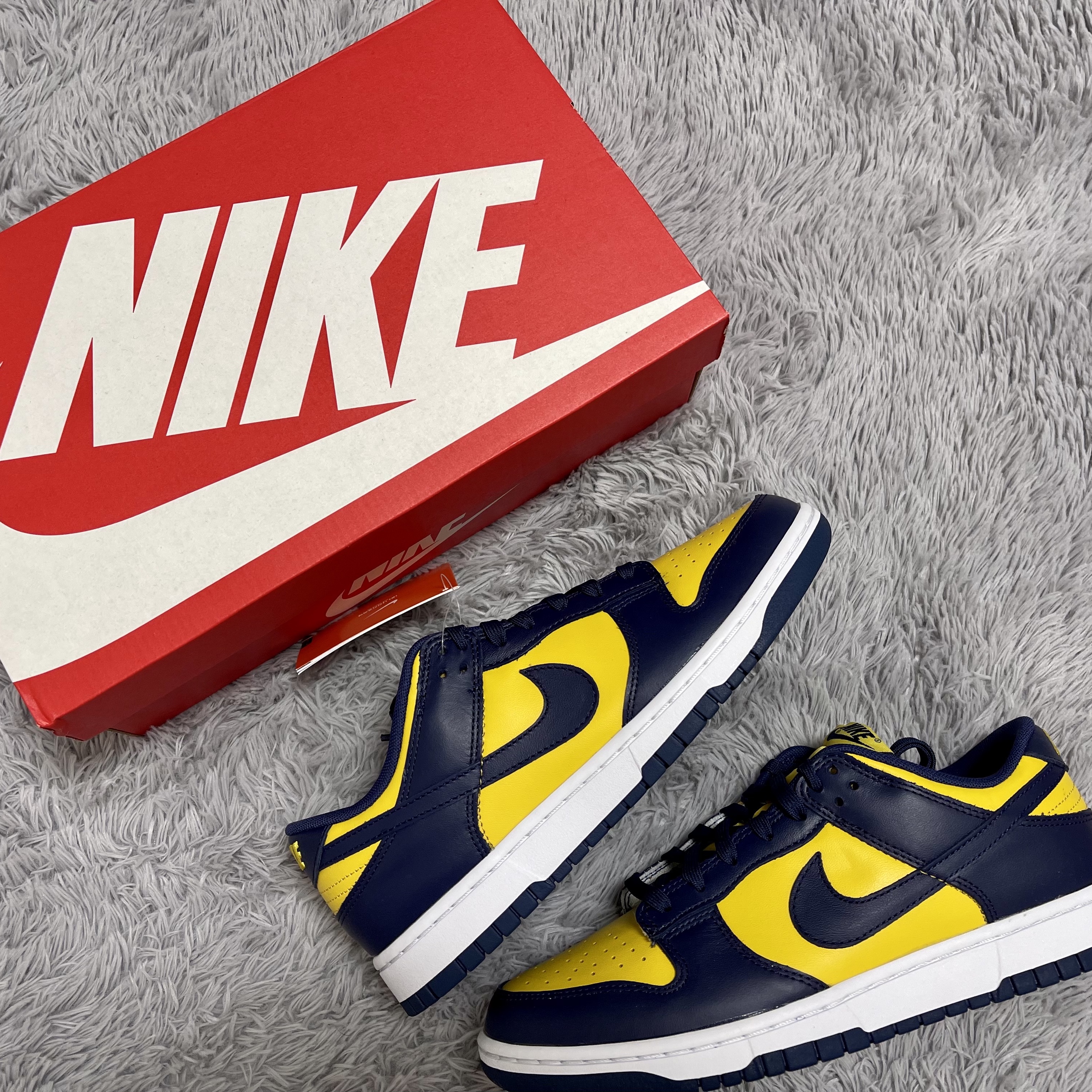 Nike Dunk Low Retro Varsity Maize 착용 스타일 - 2