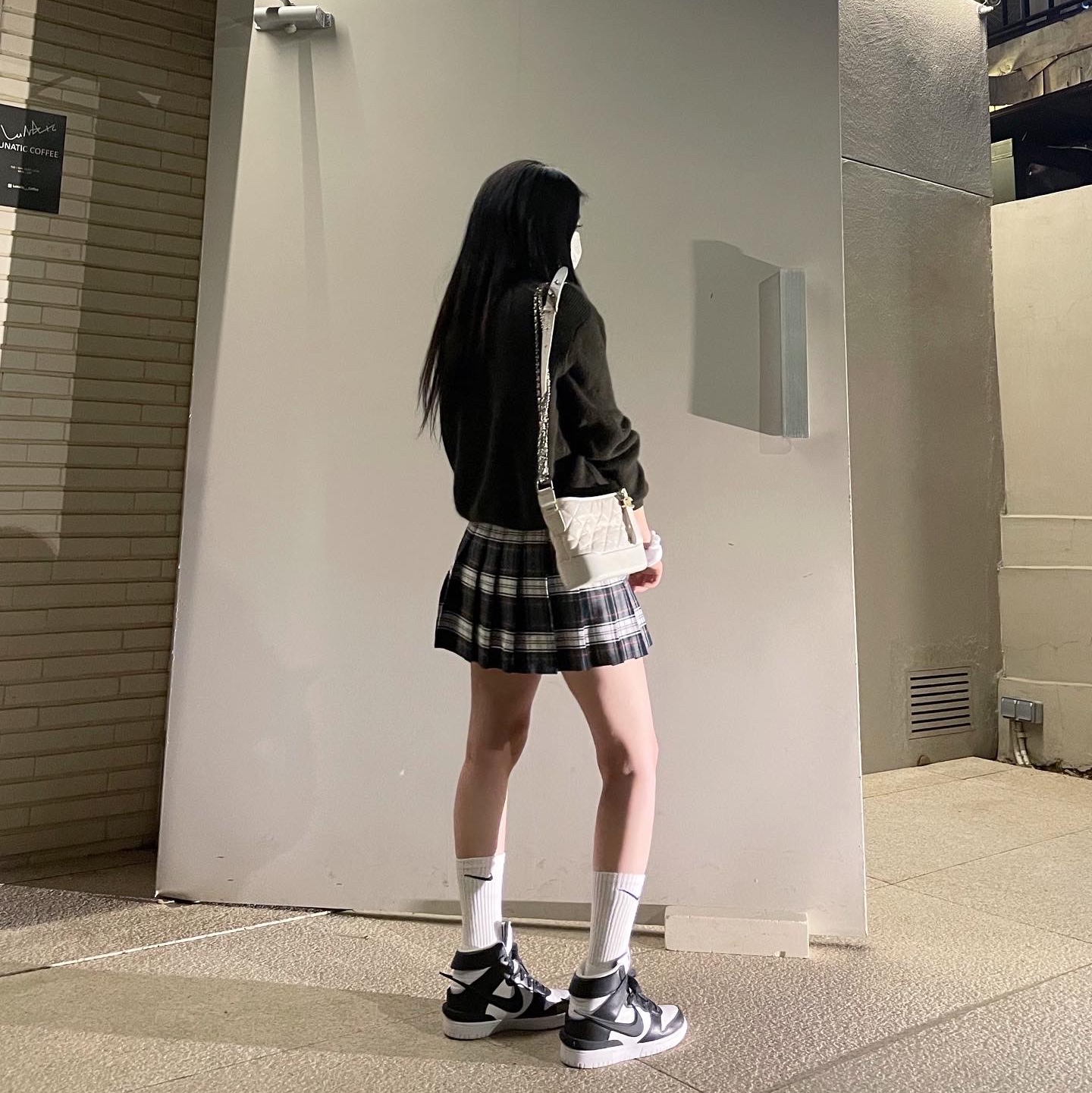 Nike x Ambush Dunk High Black 착용 스타일 - 2