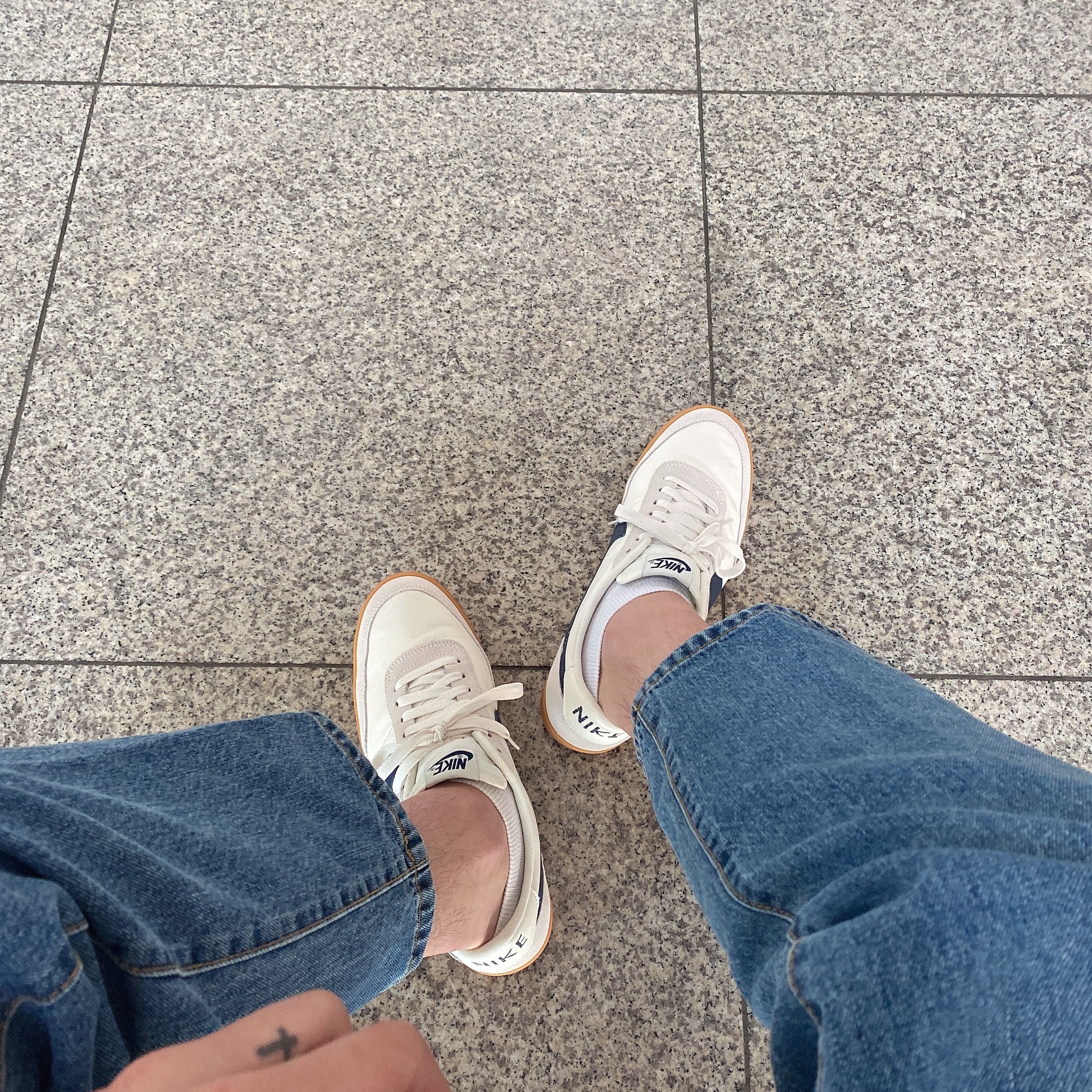 Nike x J.Crew Killshot 2 Sail Midnight Navy 착용 스타일