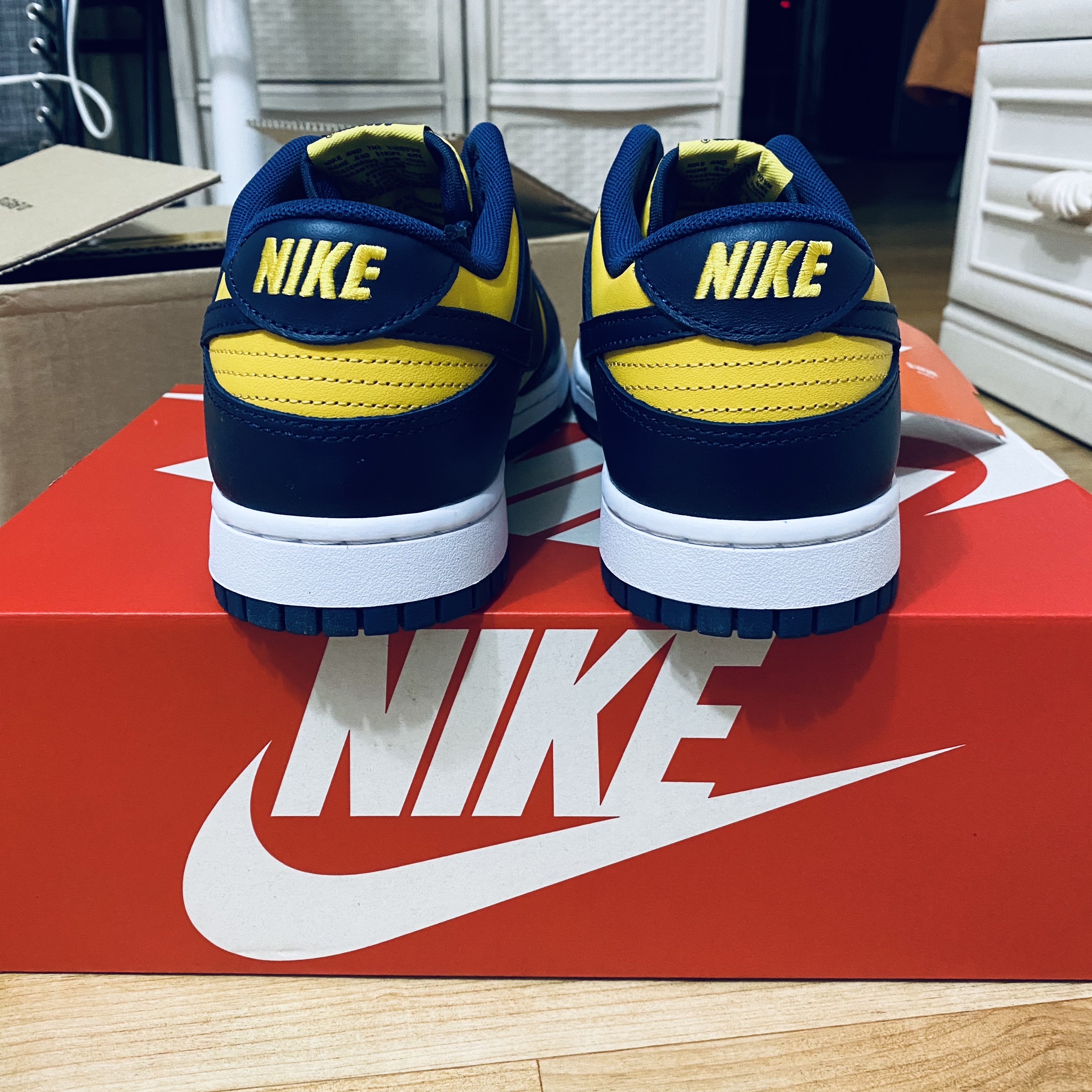 Nike Dunk Low Retro Varsity Maize 착용 스타일 - 4