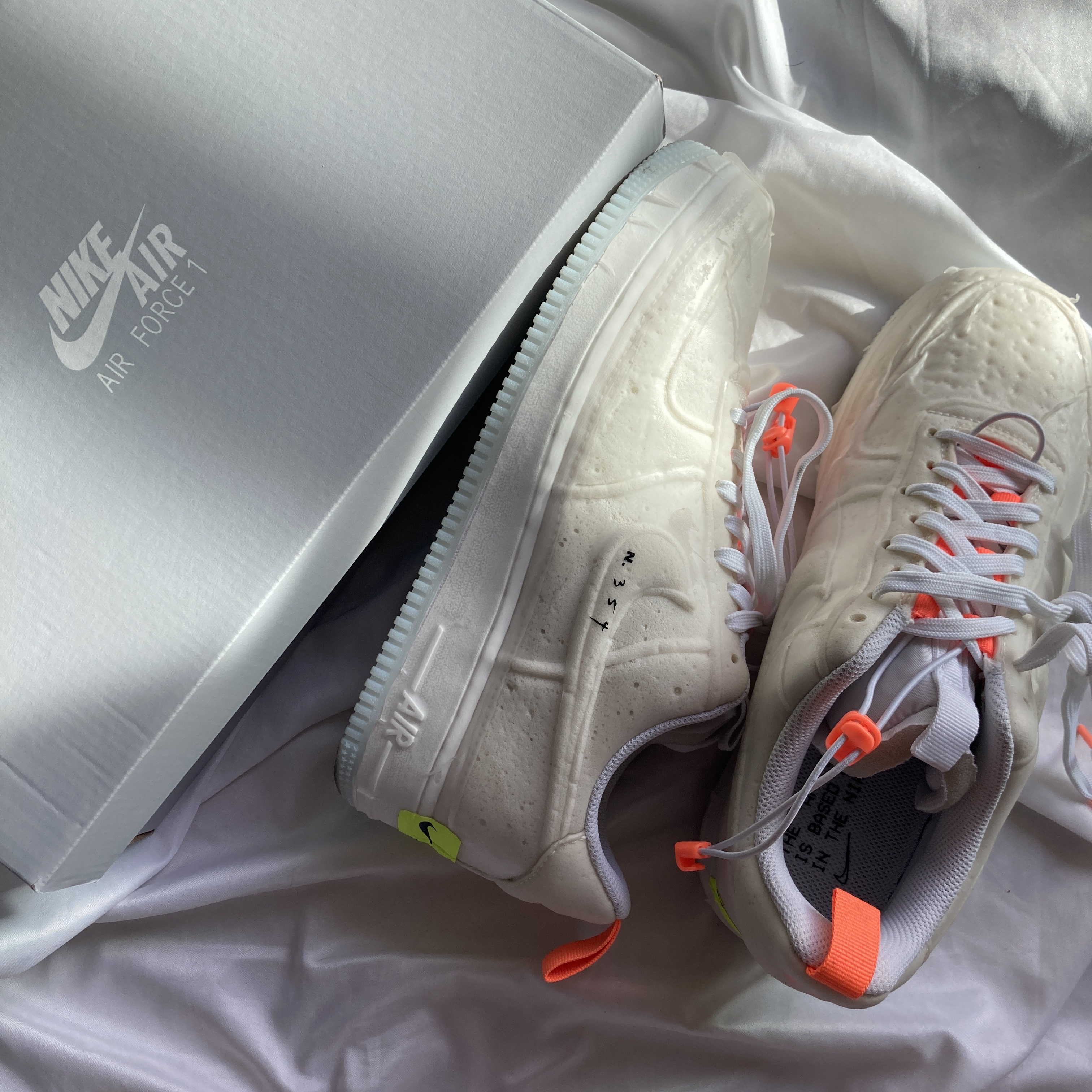 Nike Air Force 1 Experimental Sail 착용 스타일 - 4