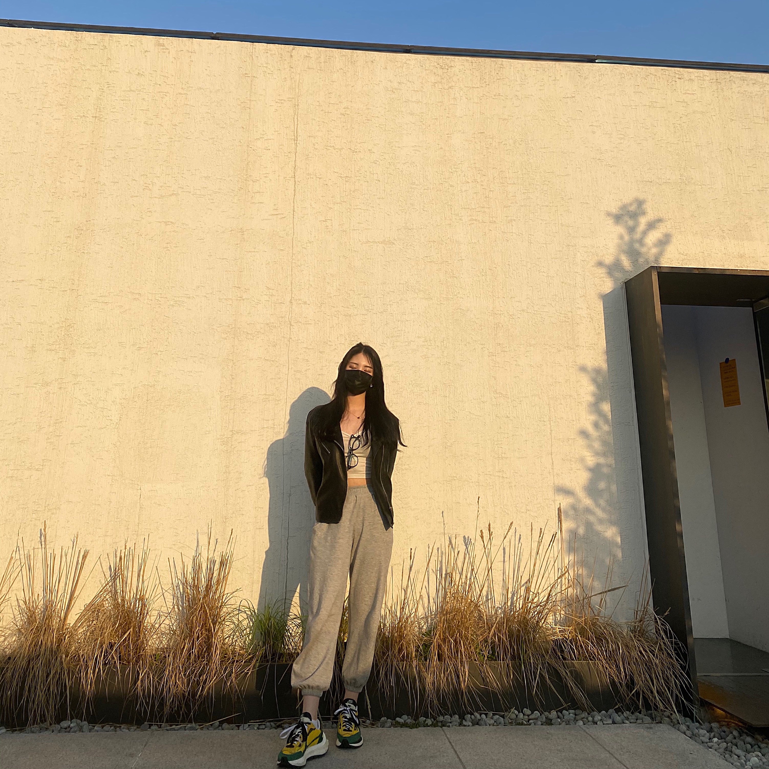 Nike x Sacai VaporWaffle Tour Yellow & Gorge Green Sail 착용 스타일 - 1
